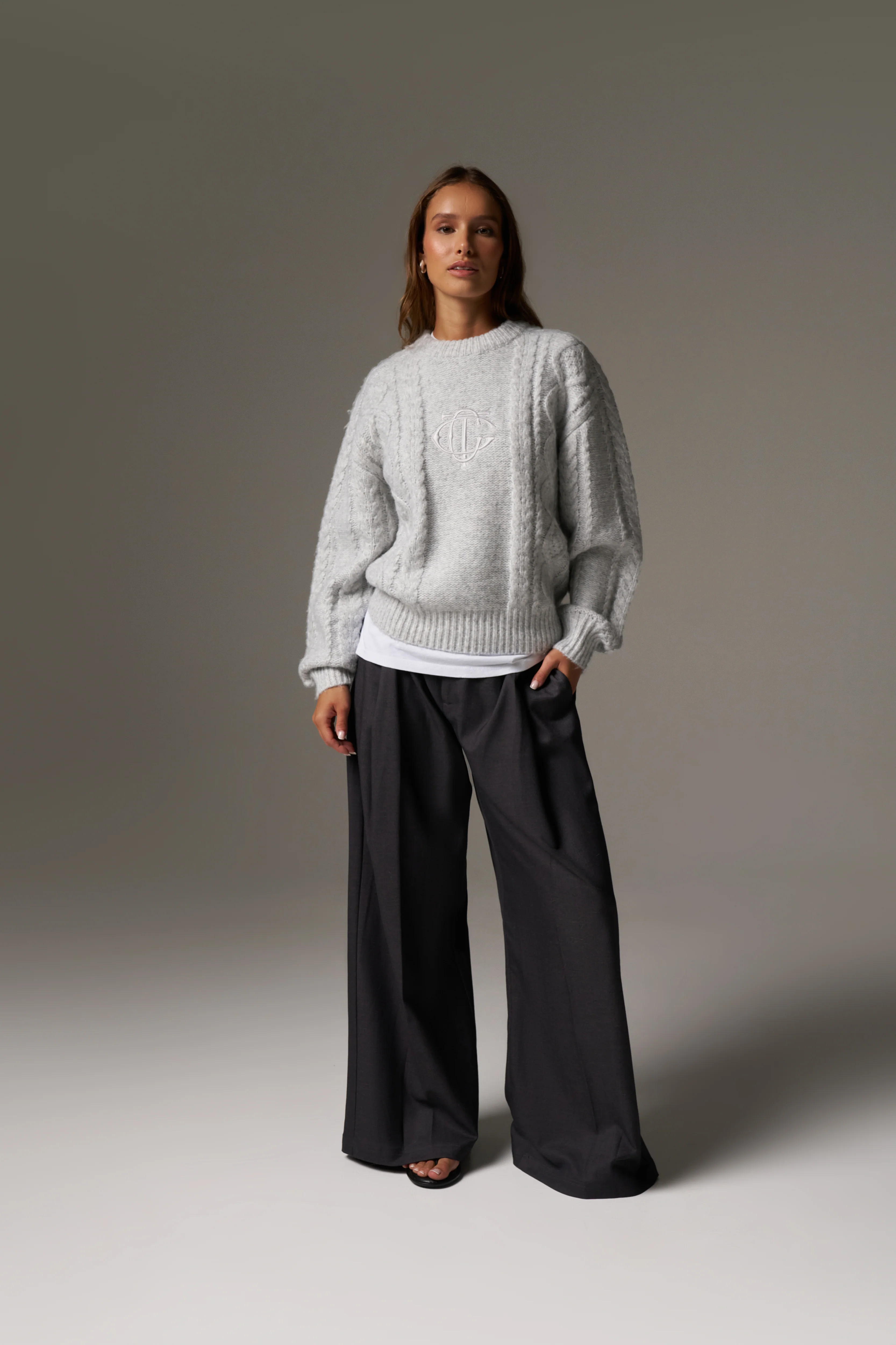 CABLE KNIT EMBROIDERED EMBLEM JUMPER - GREY MARL