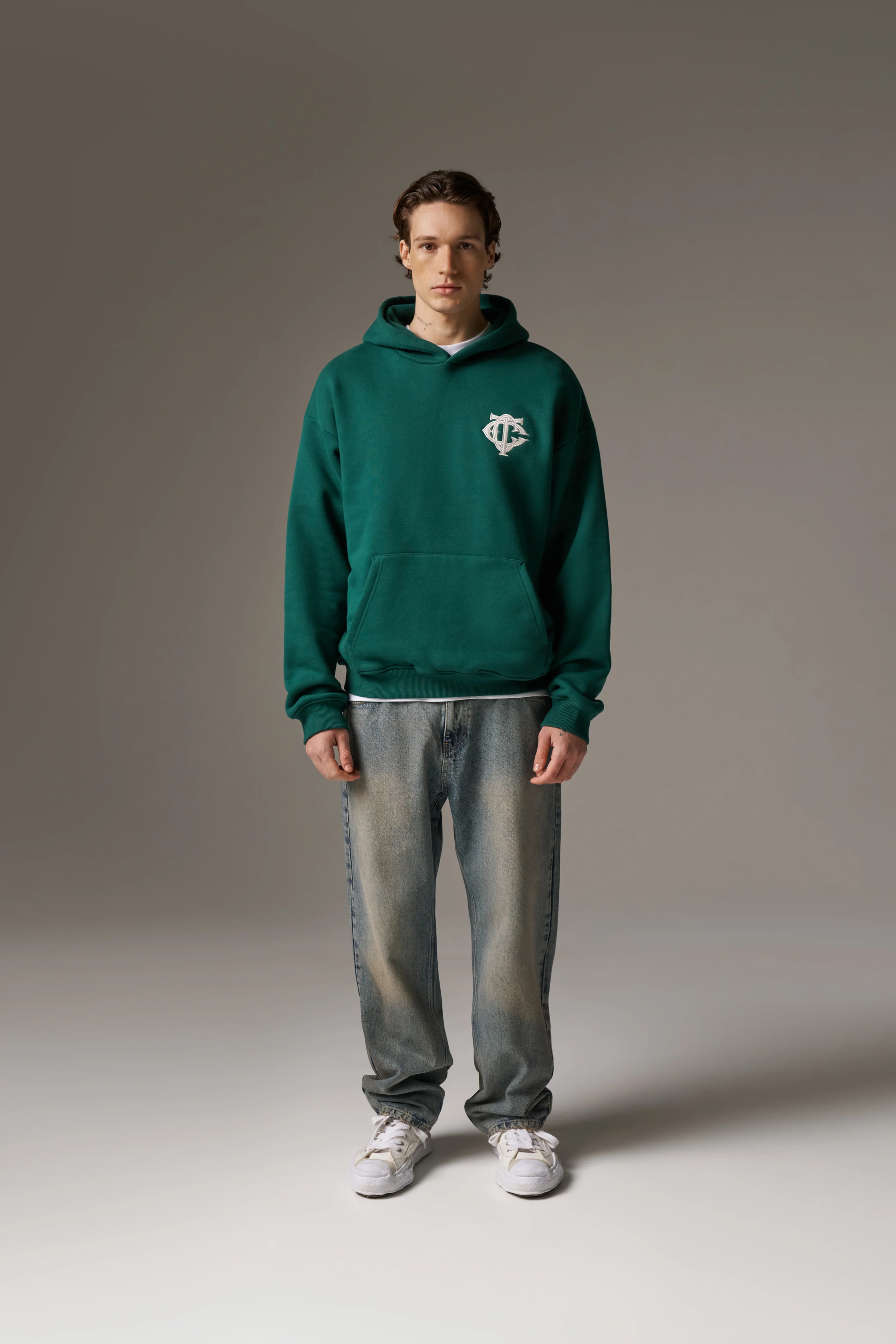 HEAVYWEIGHT MONOGRAM EMBLEM HOODIE - FOREST GREEN