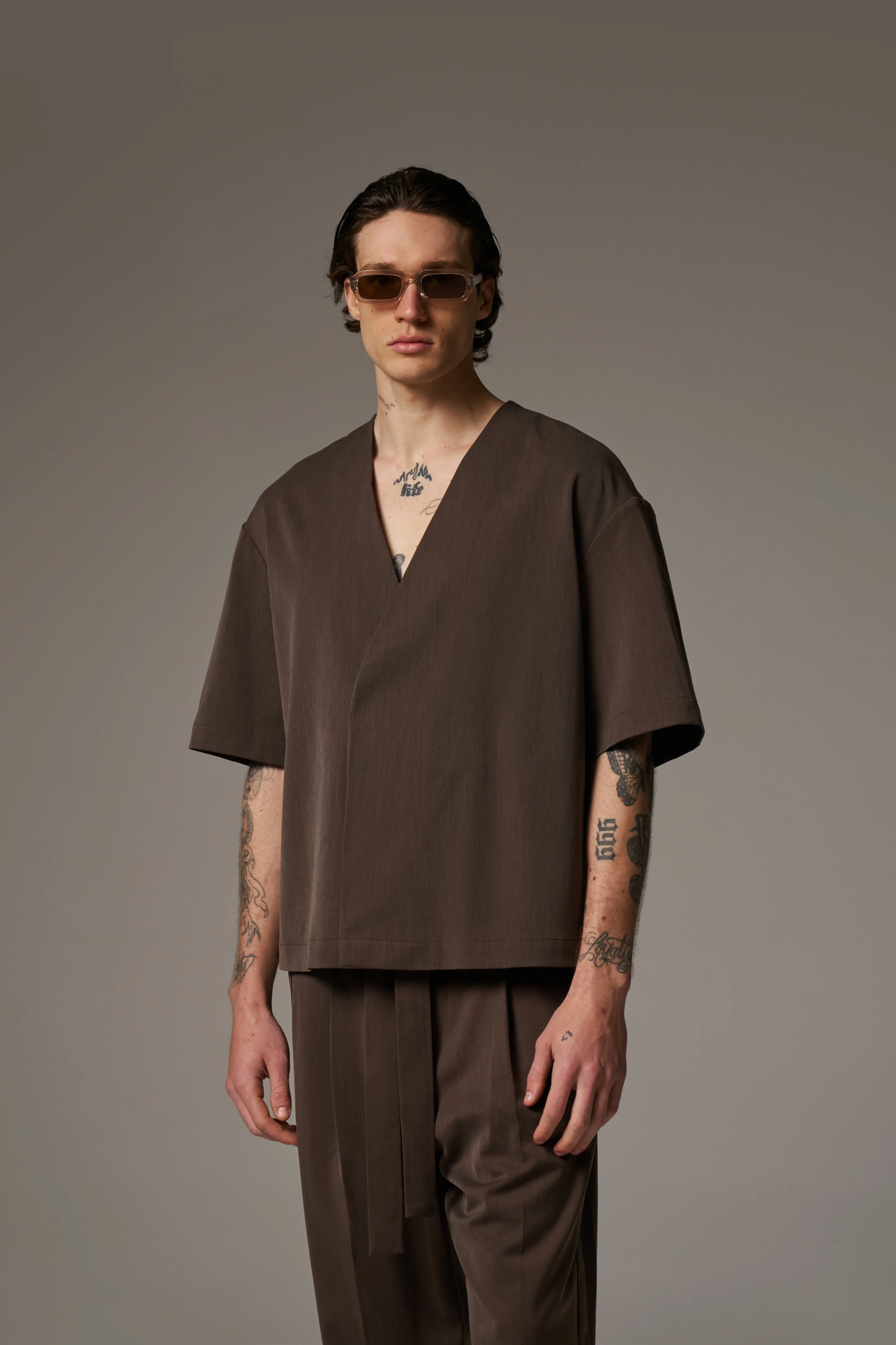 SMART WOVEN SHIRT - BROWN