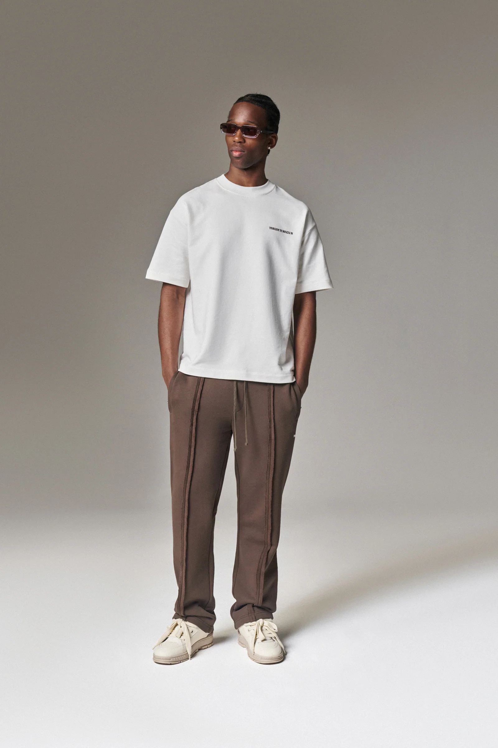 HEAVYWEIGHT COPYRIGHT T-SHIRT - OFF WHITE