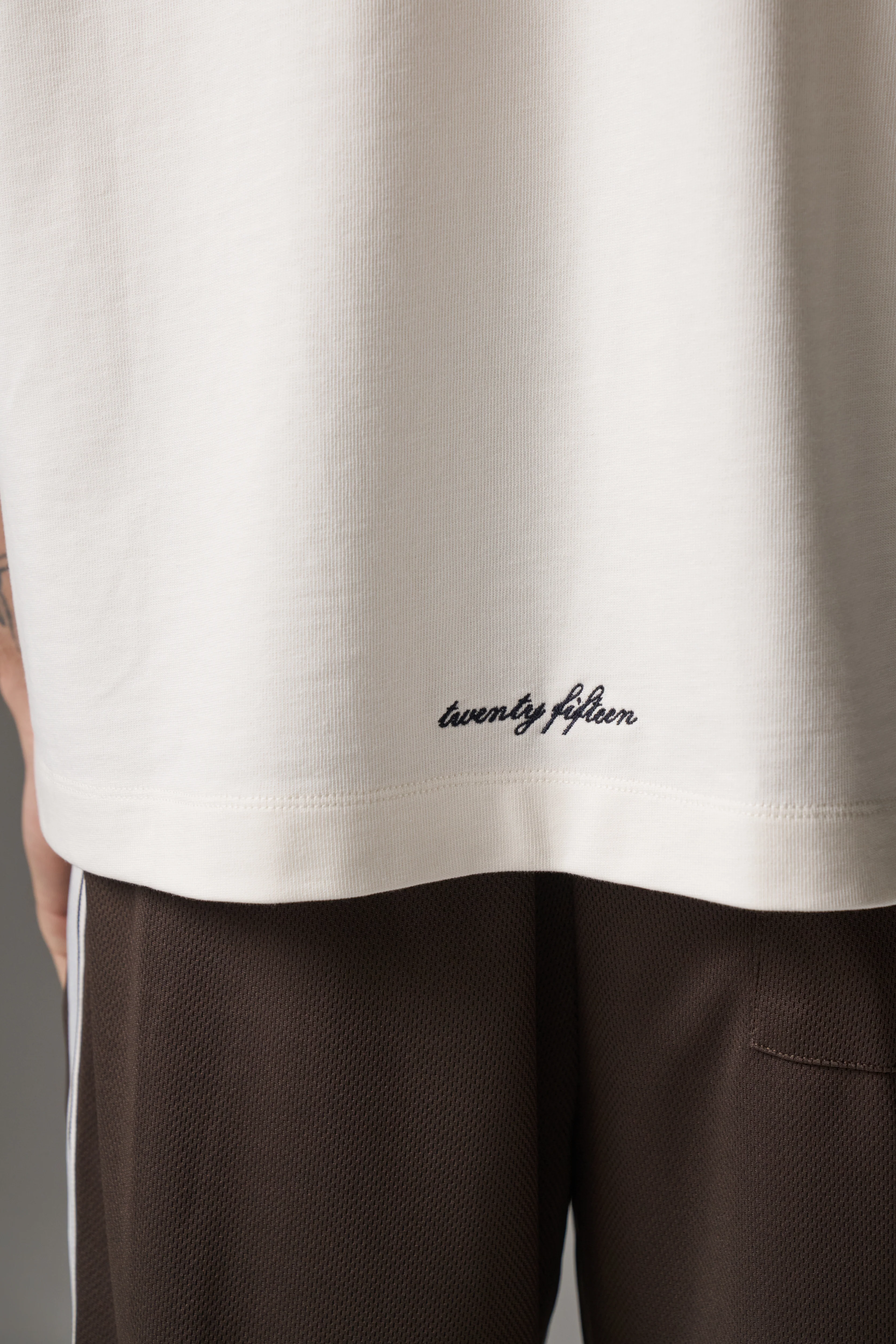 DESIGN DEPARTMENT CHEST PRINT T-SHIRT - OFF WHITE