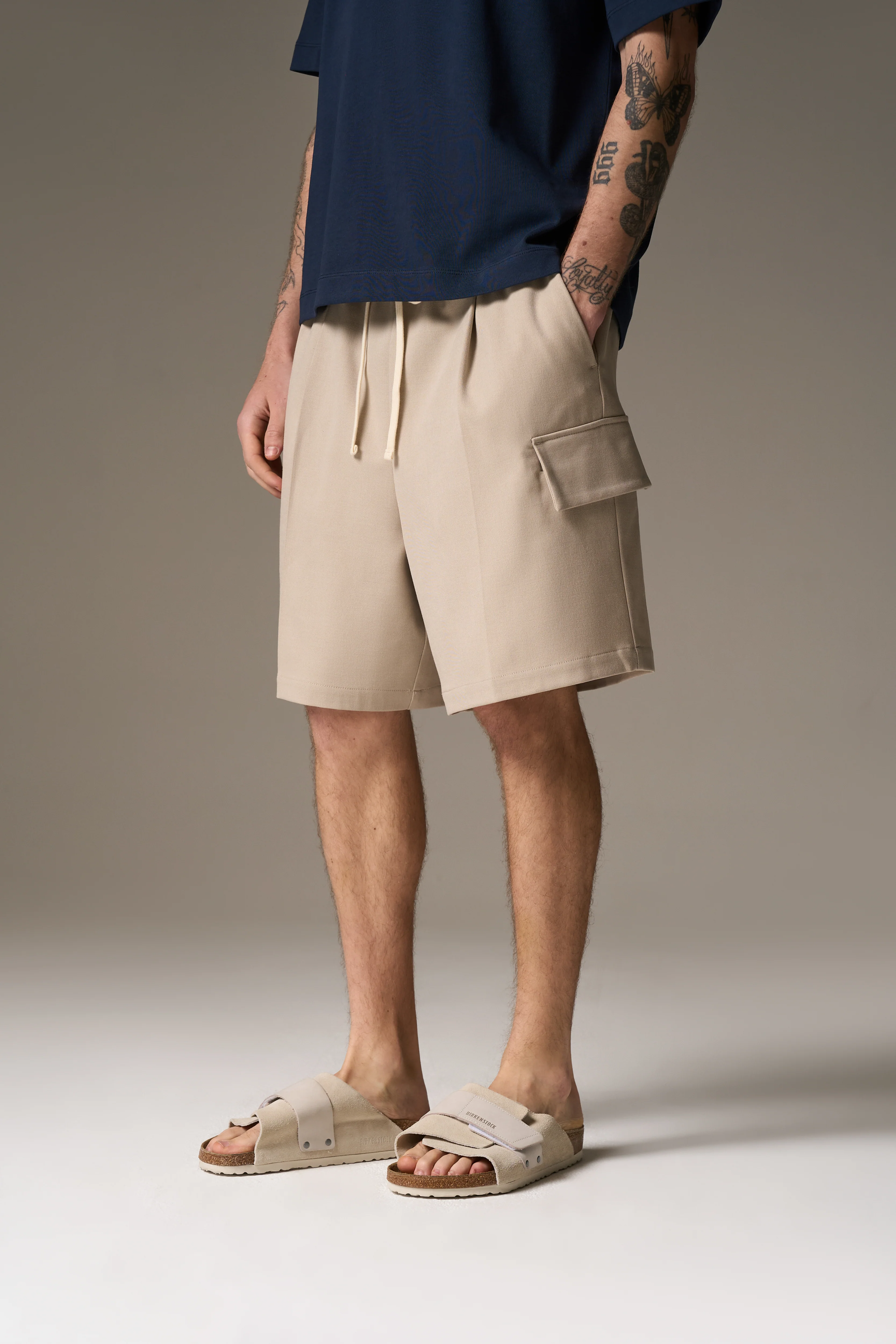 WIDE LEG SIDE POCKET SHORTS - BEIGE