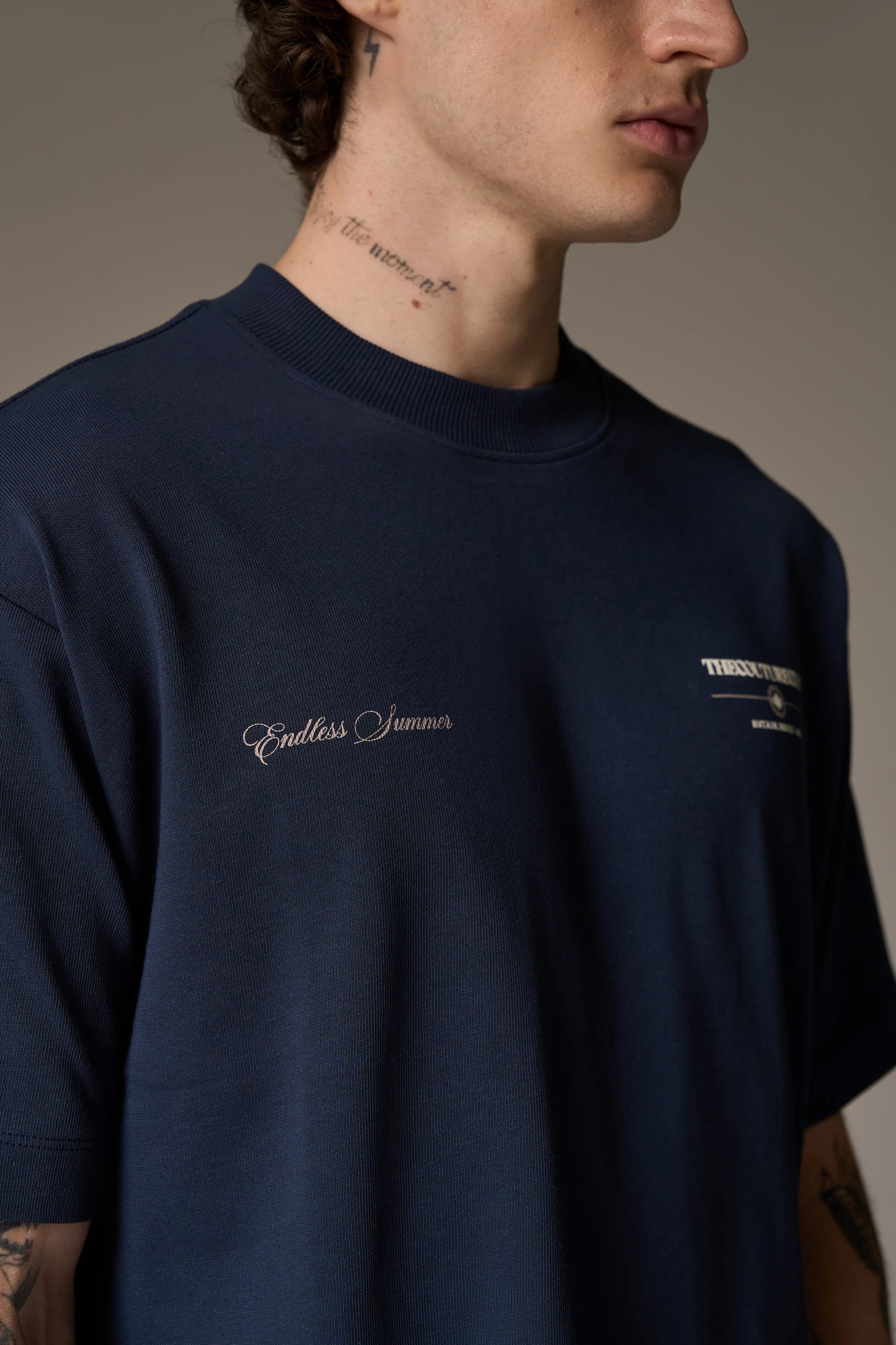 ENDLESS SUMMER GRAPHIC T-SHIRT - NAVY