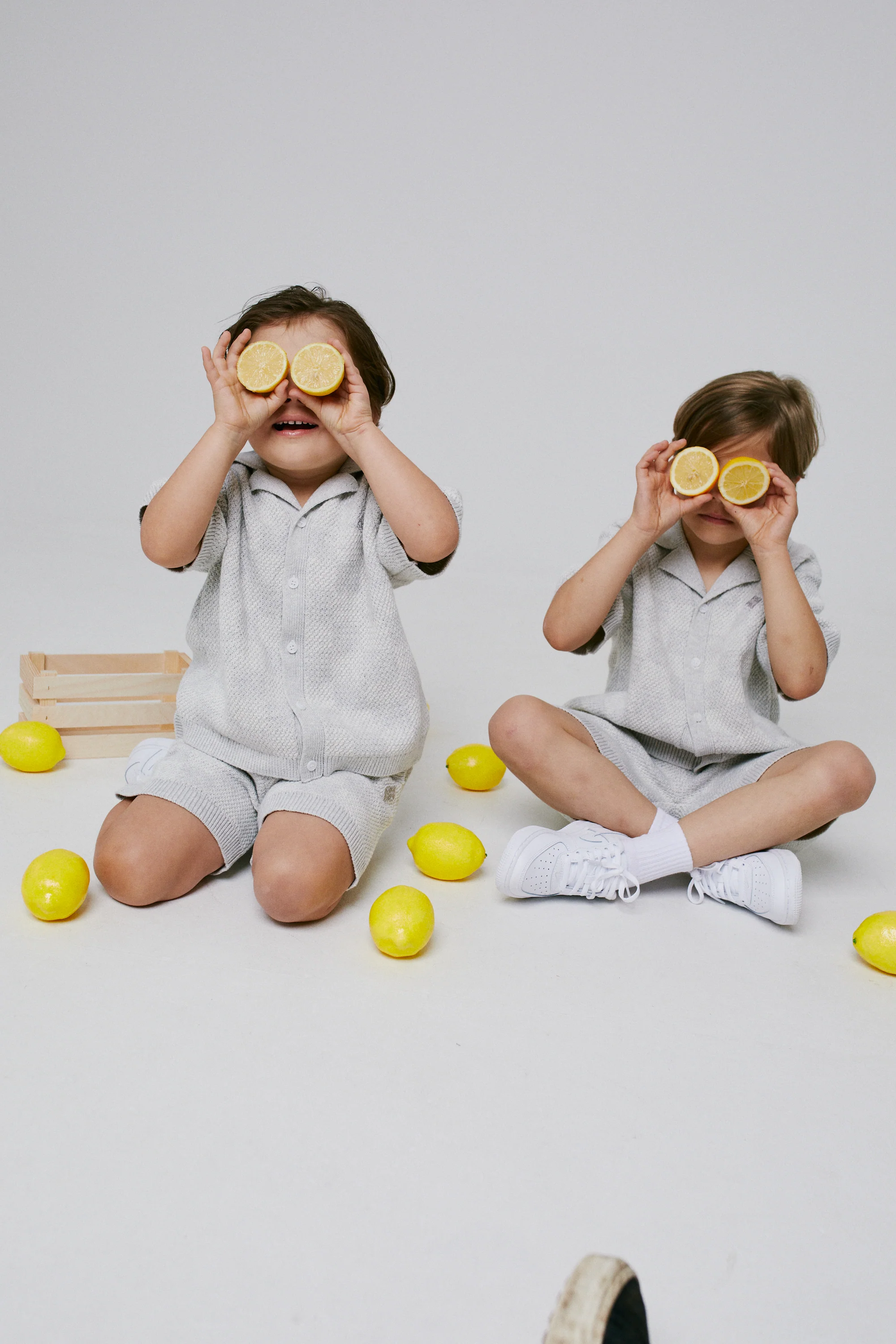 KIDS KNITTED CHECKERBOARD SHIRT - GREY
