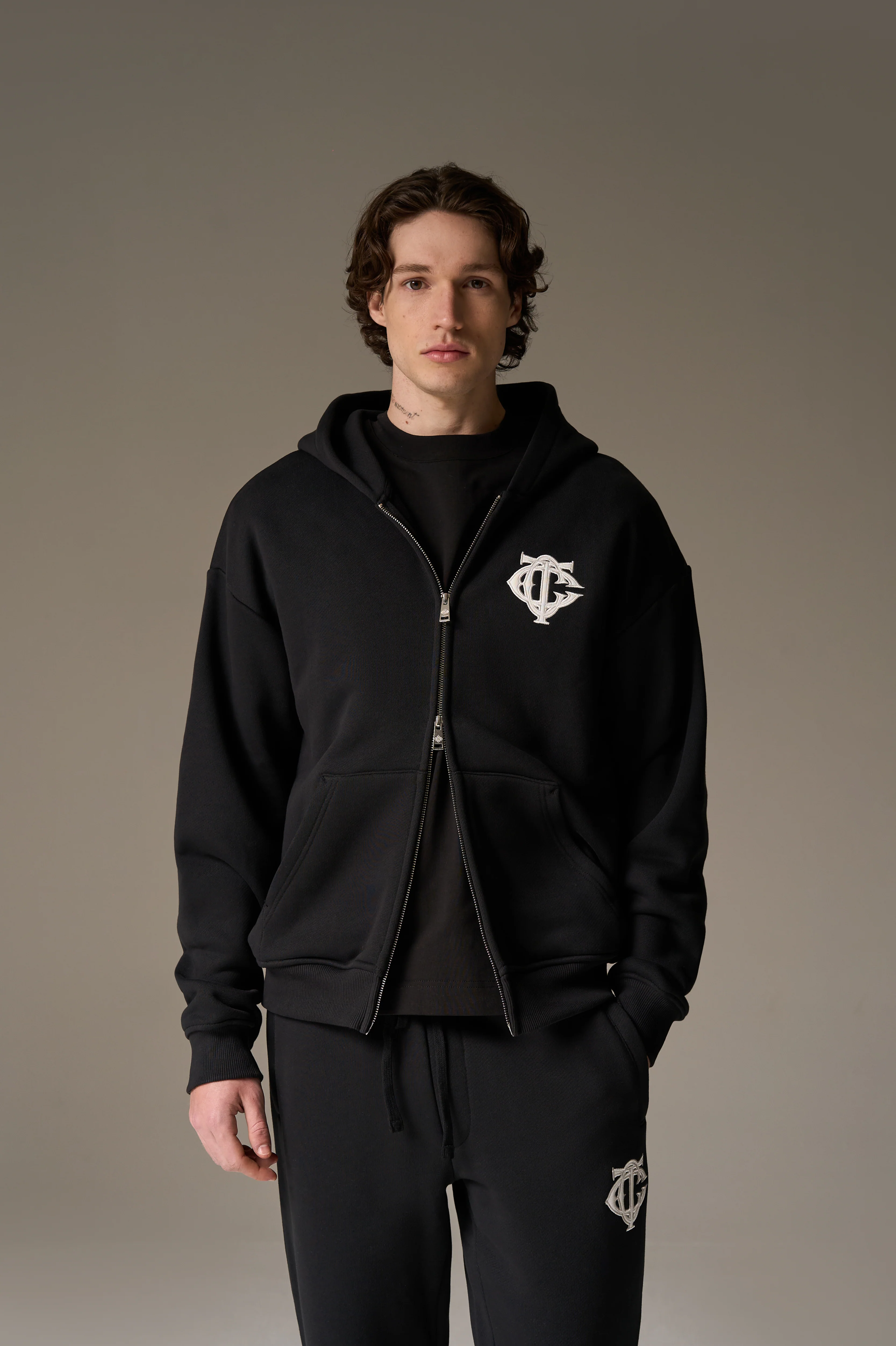 HEAVYWEIGHT MONOGRAM EMBLEM ZIP THROUGH - BLACK