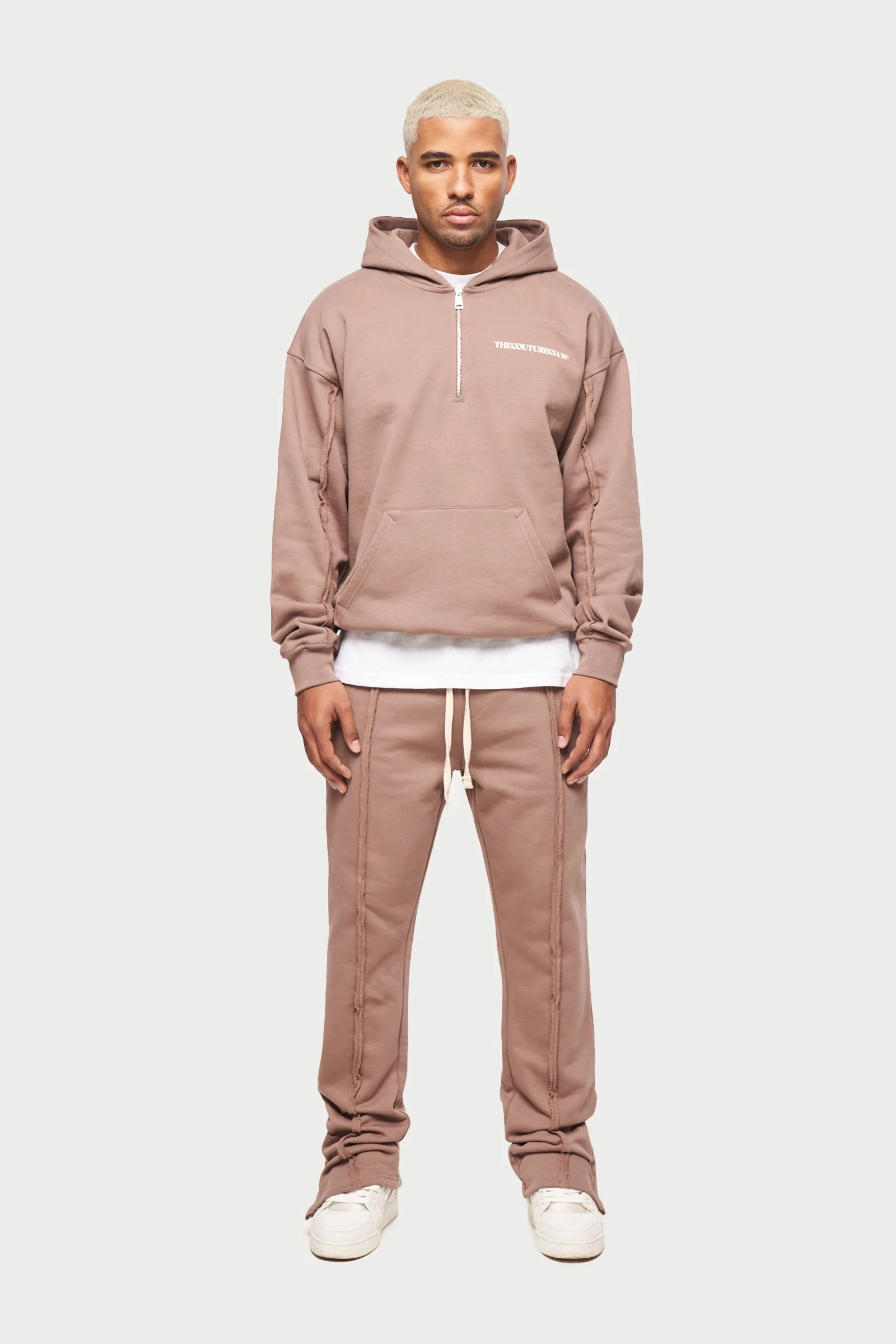 RAW SEAM QUARTER ZIP HOODIE - MOCHA
