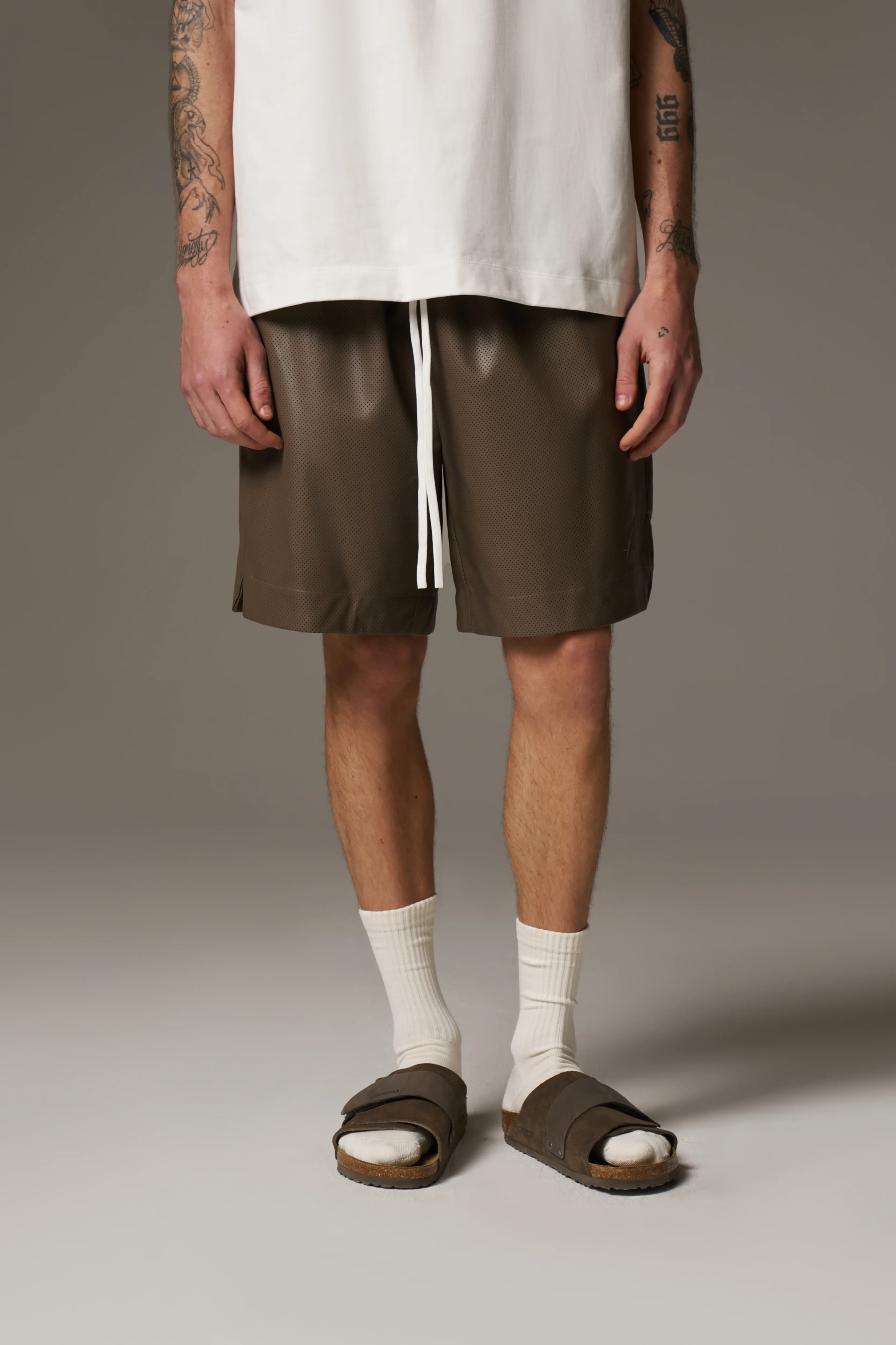 AIRTEX FAUX LEATHER SHORTS - BROWN