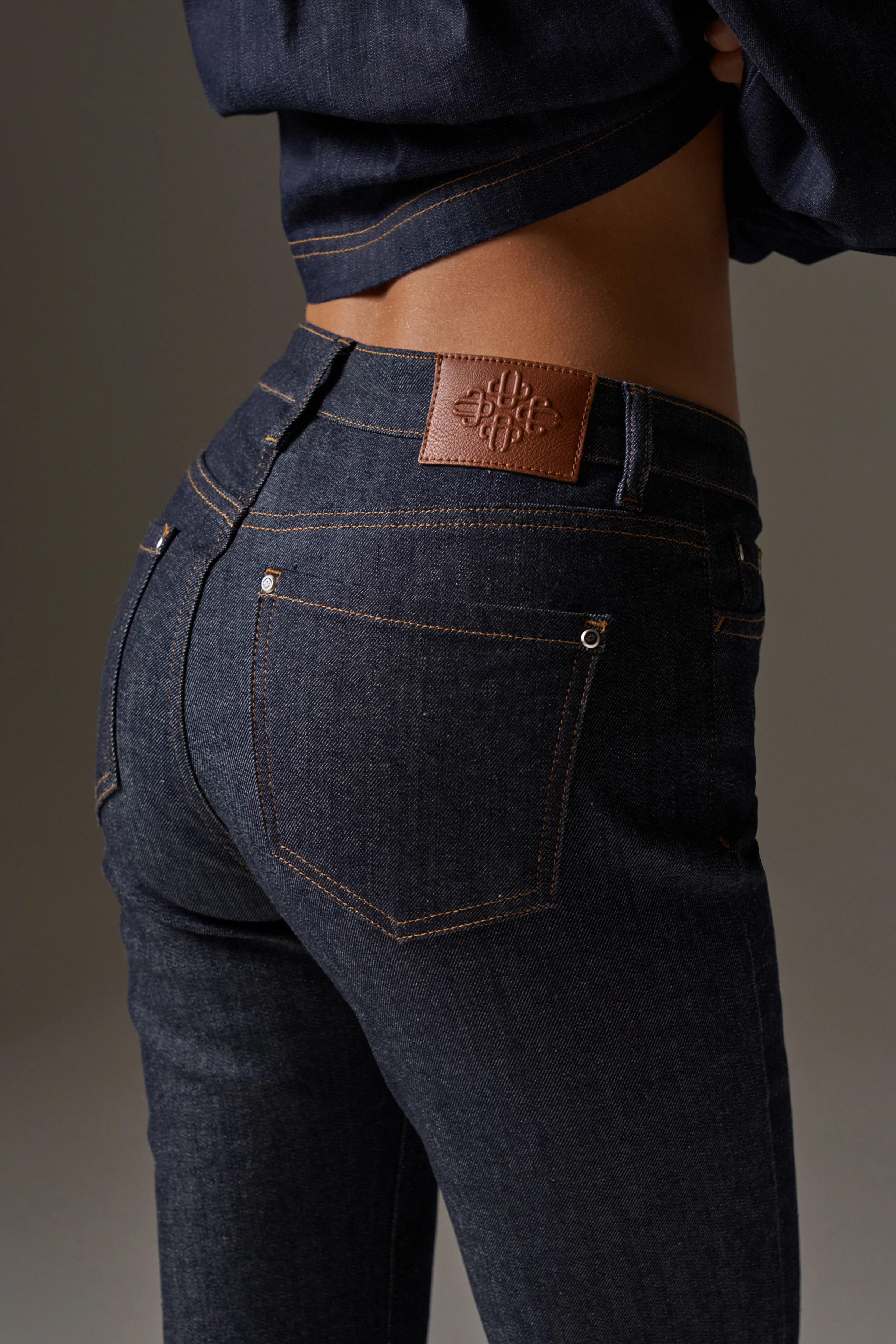 RELAXED FLARE JEANS - DARK INDIGO