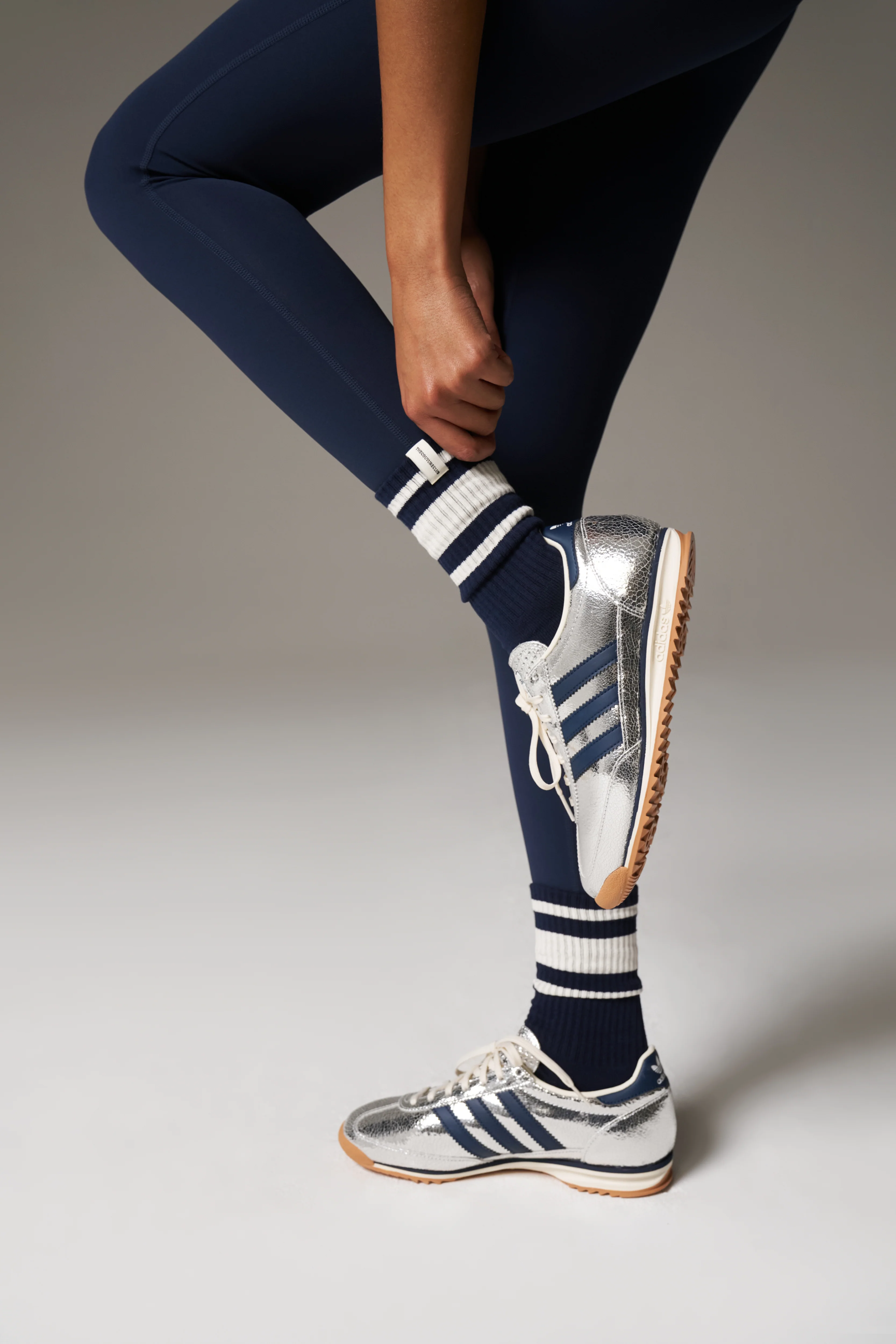 STRIPED BRANDED LABEL SOCK - DARK NAVY