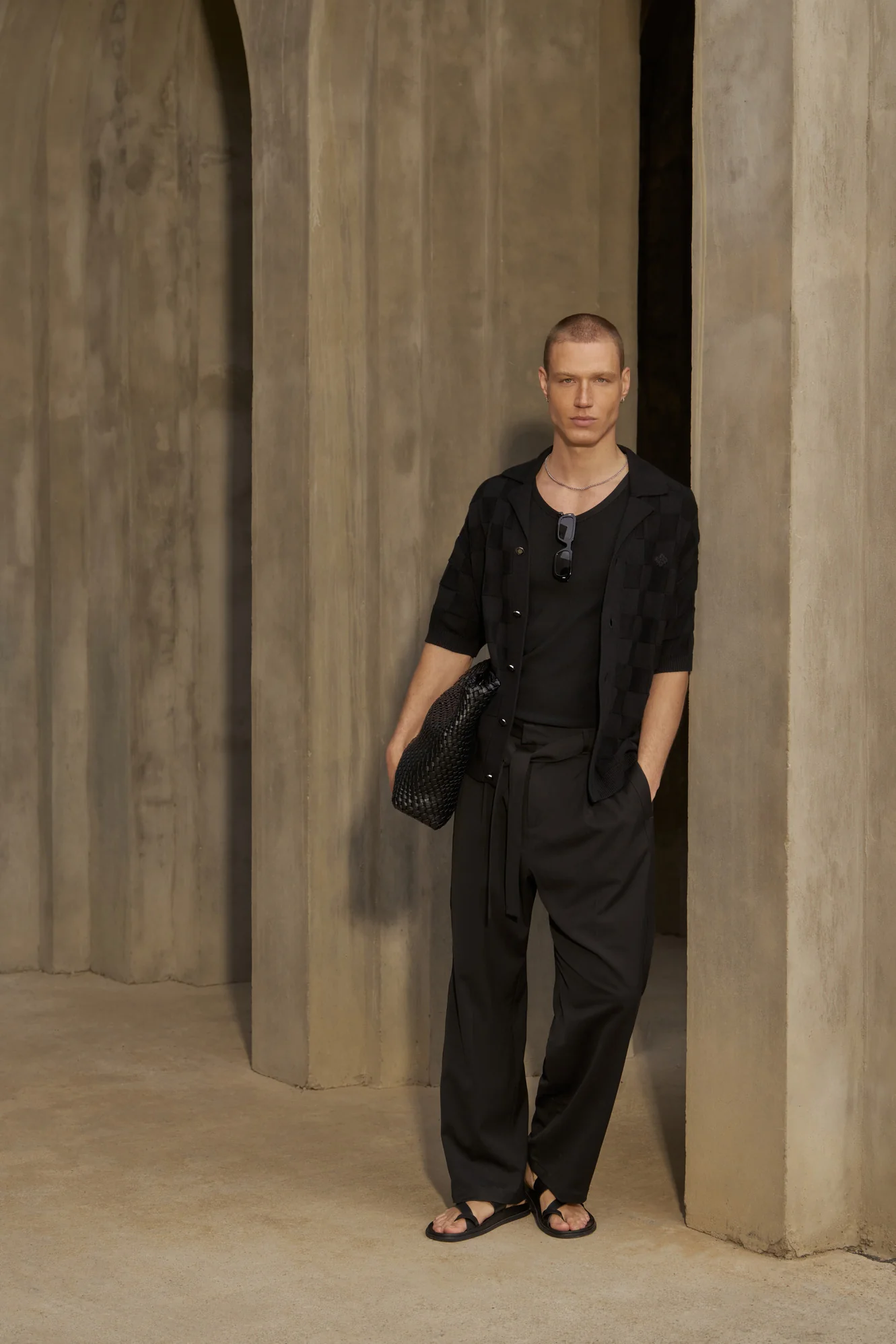 CHECKERBOARD KNITTED SHIRT - BLACK