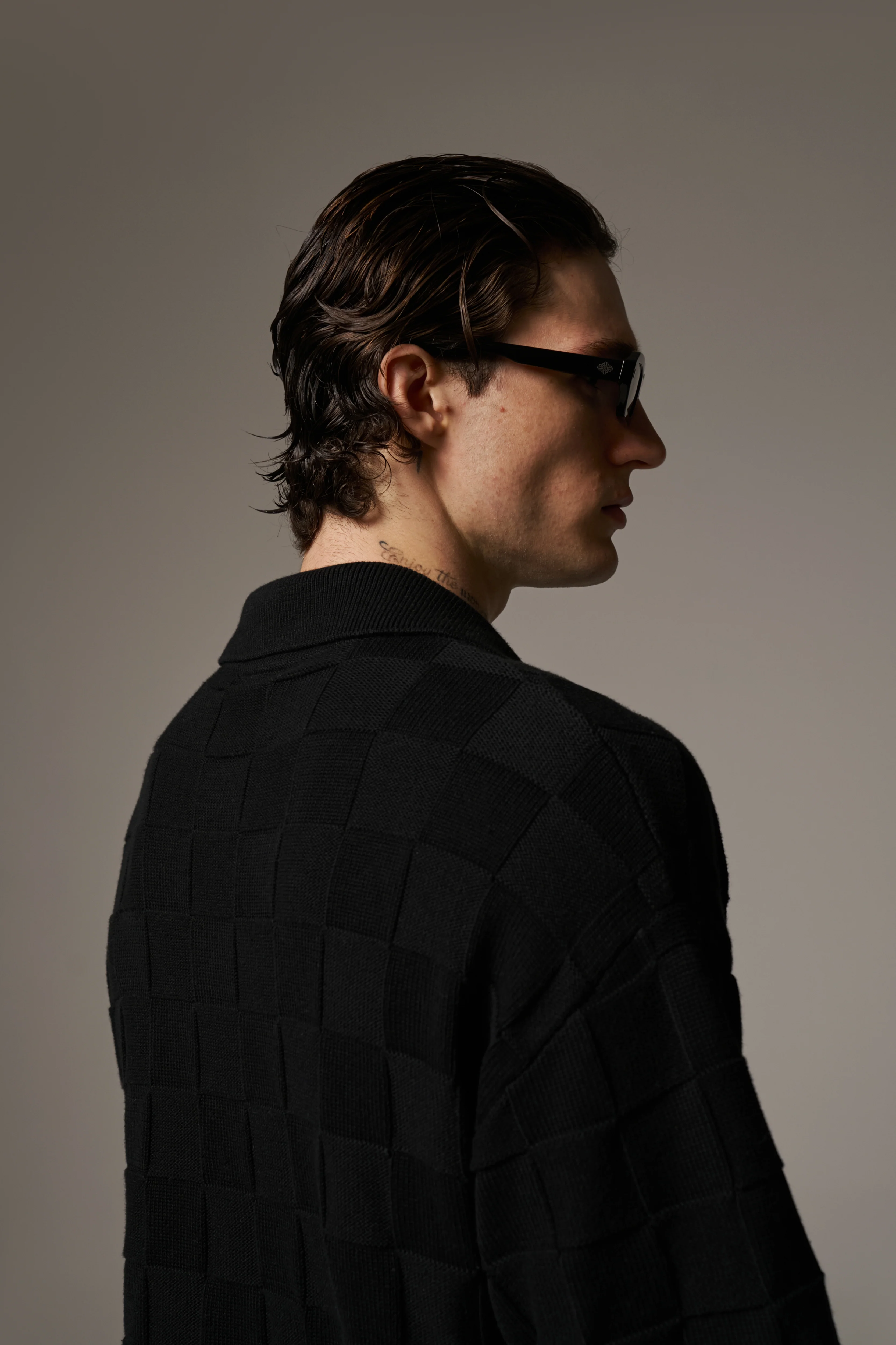 CHECKERBOARD KNITTED SHIRT - BLACK