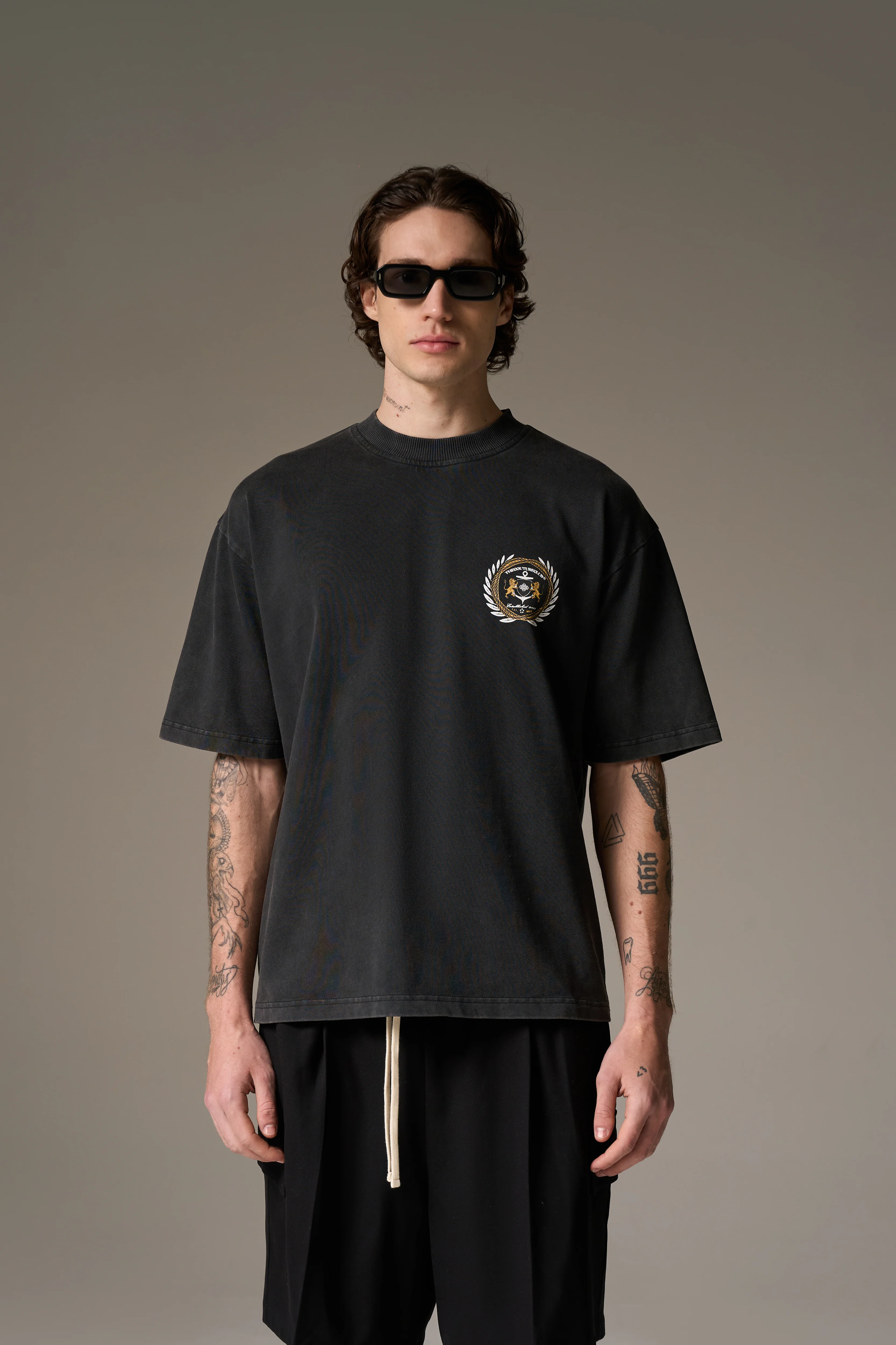 YACHT CLUB GRAPHIC T-SHIRT - WASHED BLACK