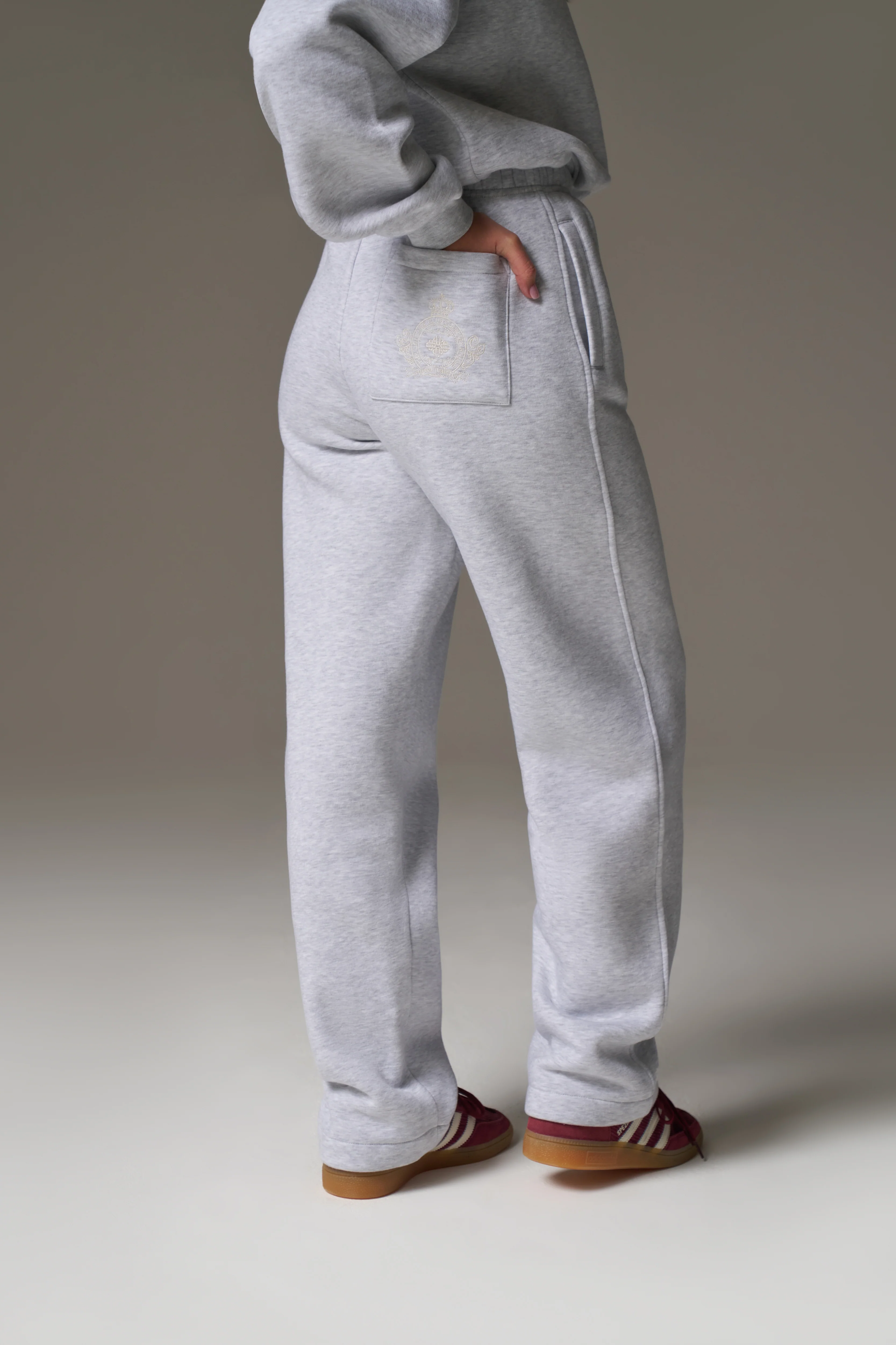 EMBROIDERED CREST RELAXED JOGGERS - GREY MARL