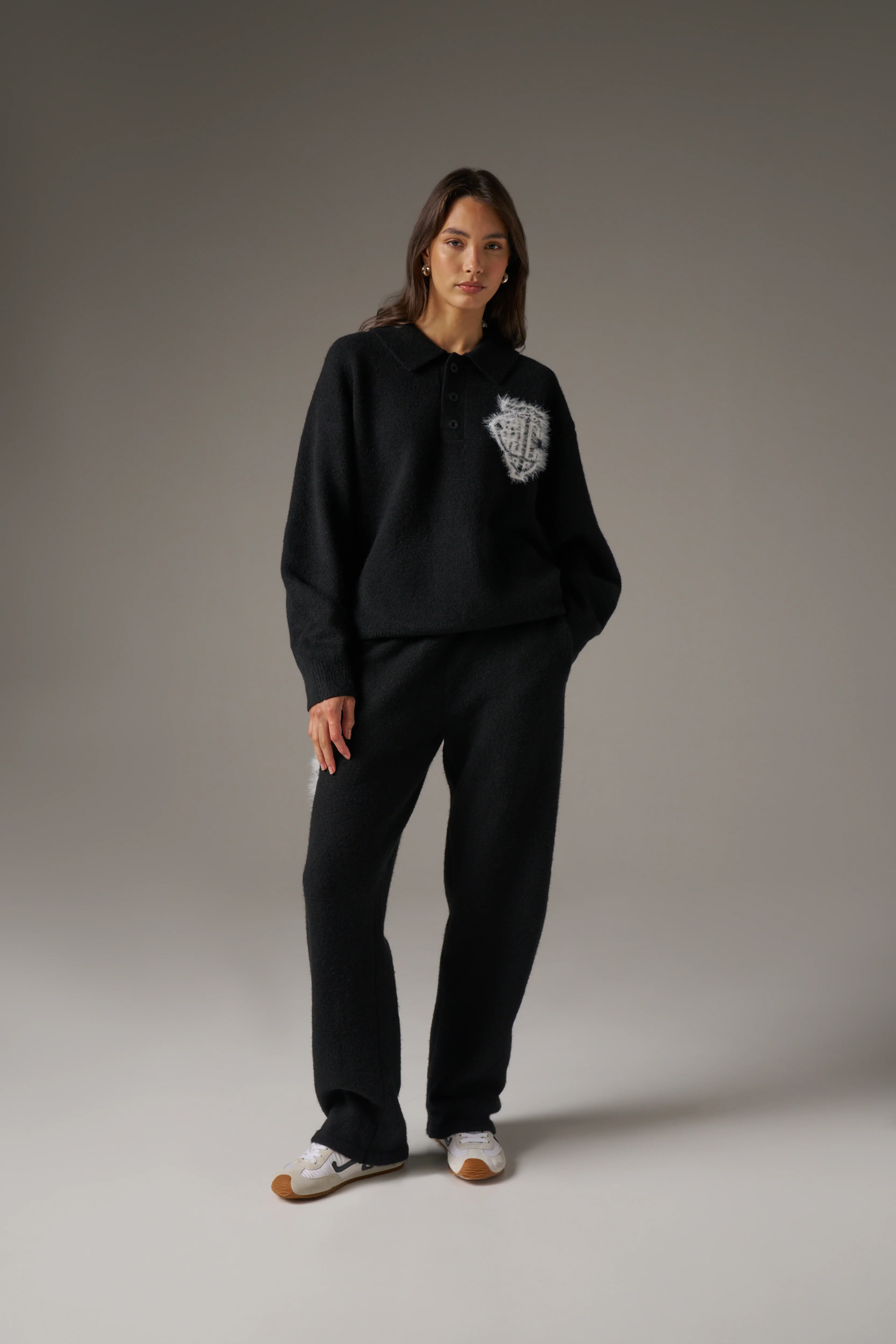 MONOGRAM EMBLEM FLUFFY KNIT POLO - BLACK