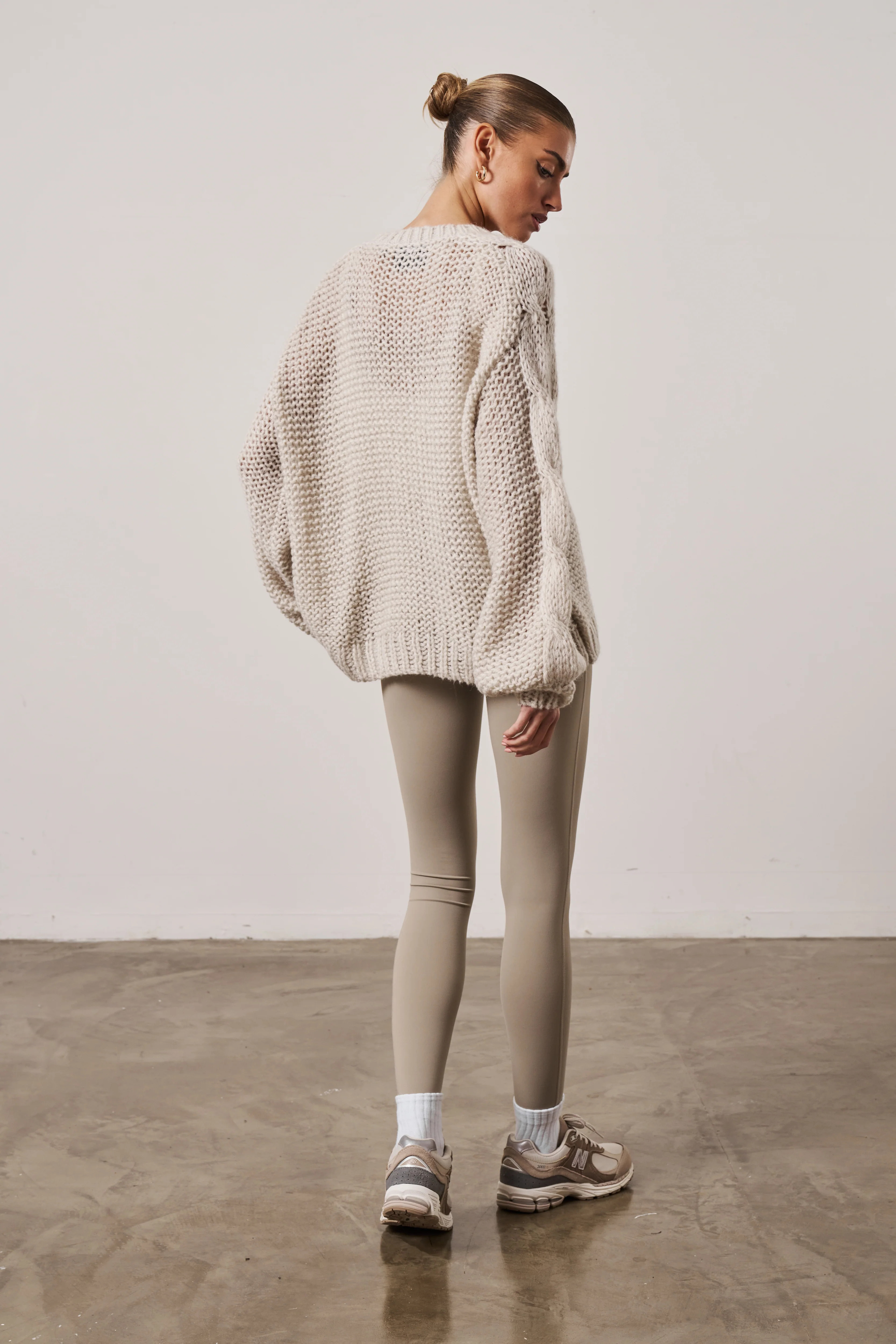 EMBLEM OVERSIZED KNIT JUMPER - STONE