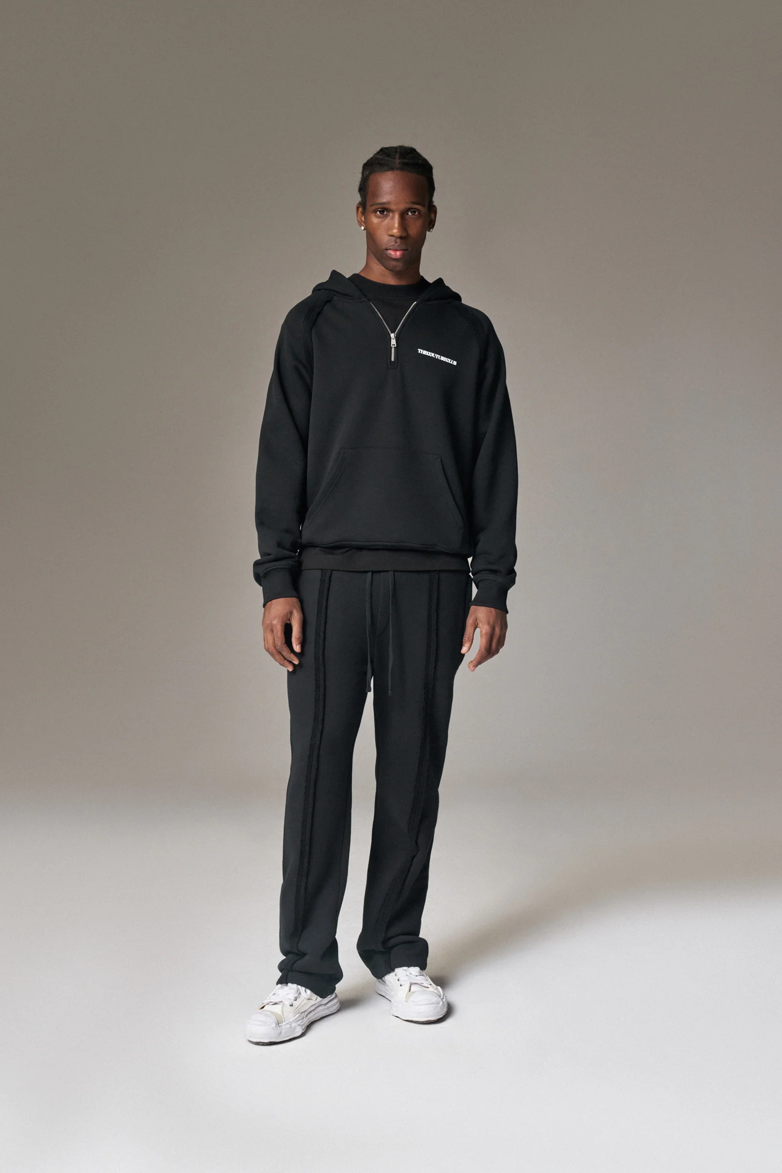 COPYRIGHT STRAIGHT LEG JOGGERS - BLACK