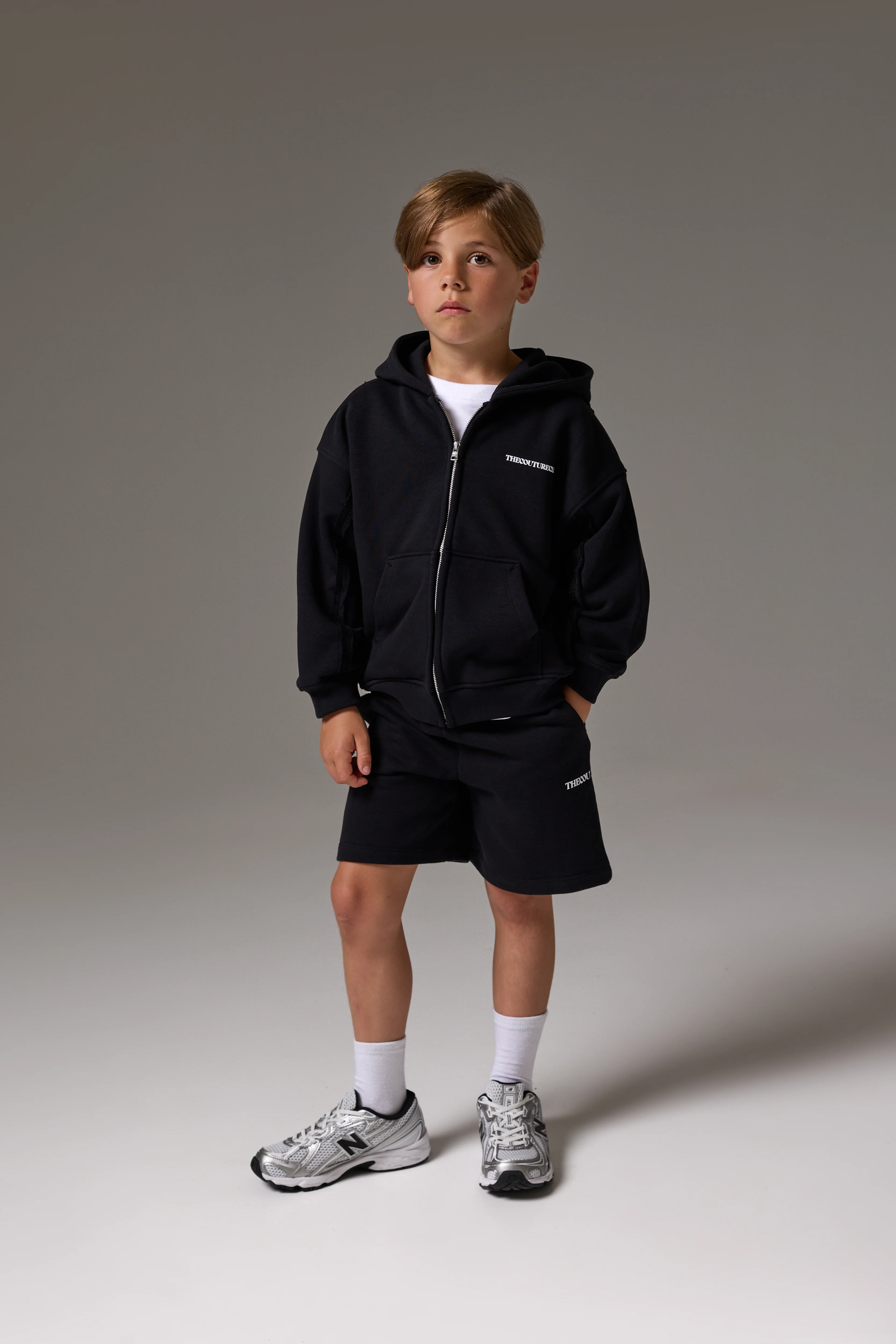 JUNIOR COPYRIGHT ZIP THROUGH HOODIE - BLACK