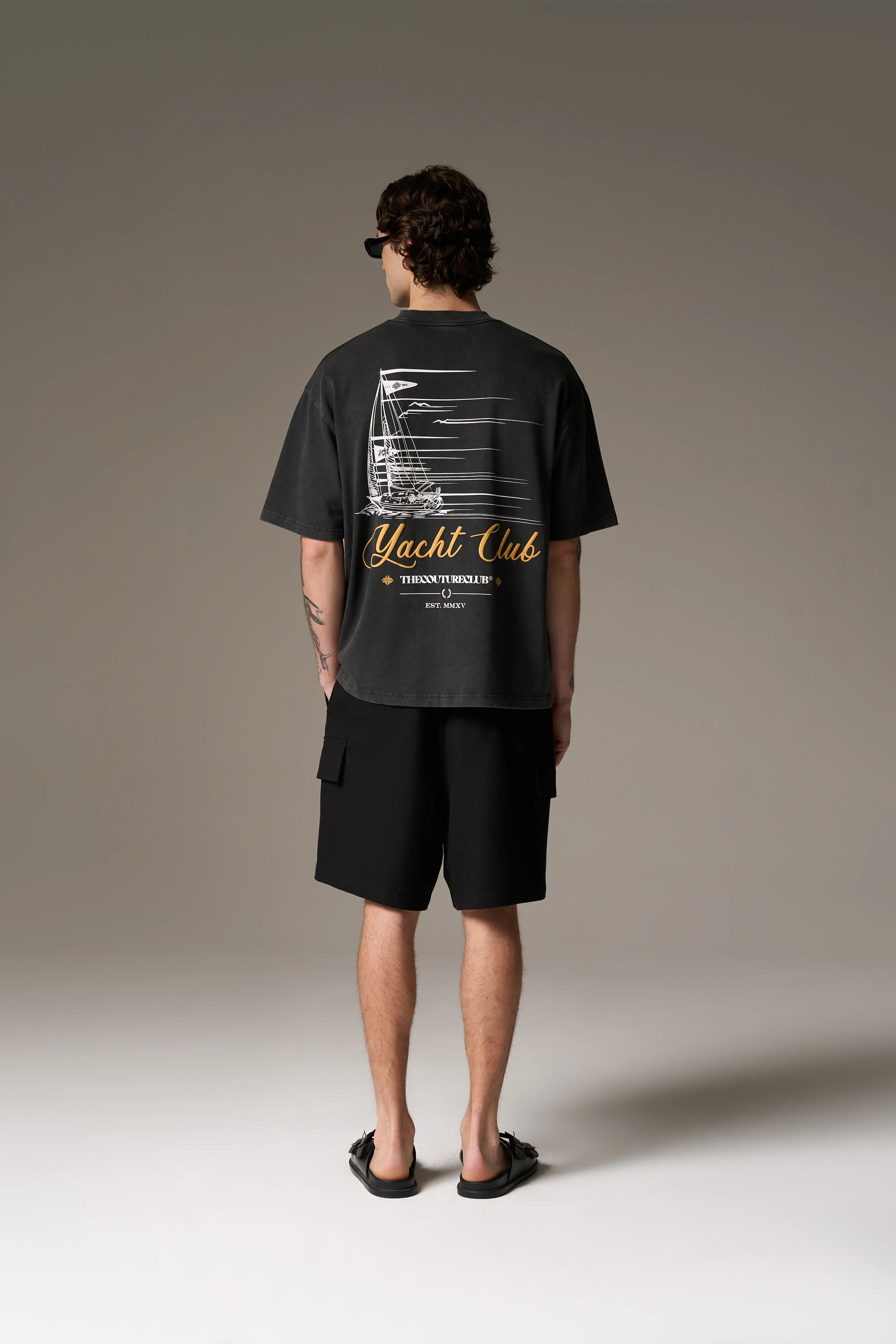 YACHT CLUB GRAPHIC T-SHIRT - WASHED BLACK