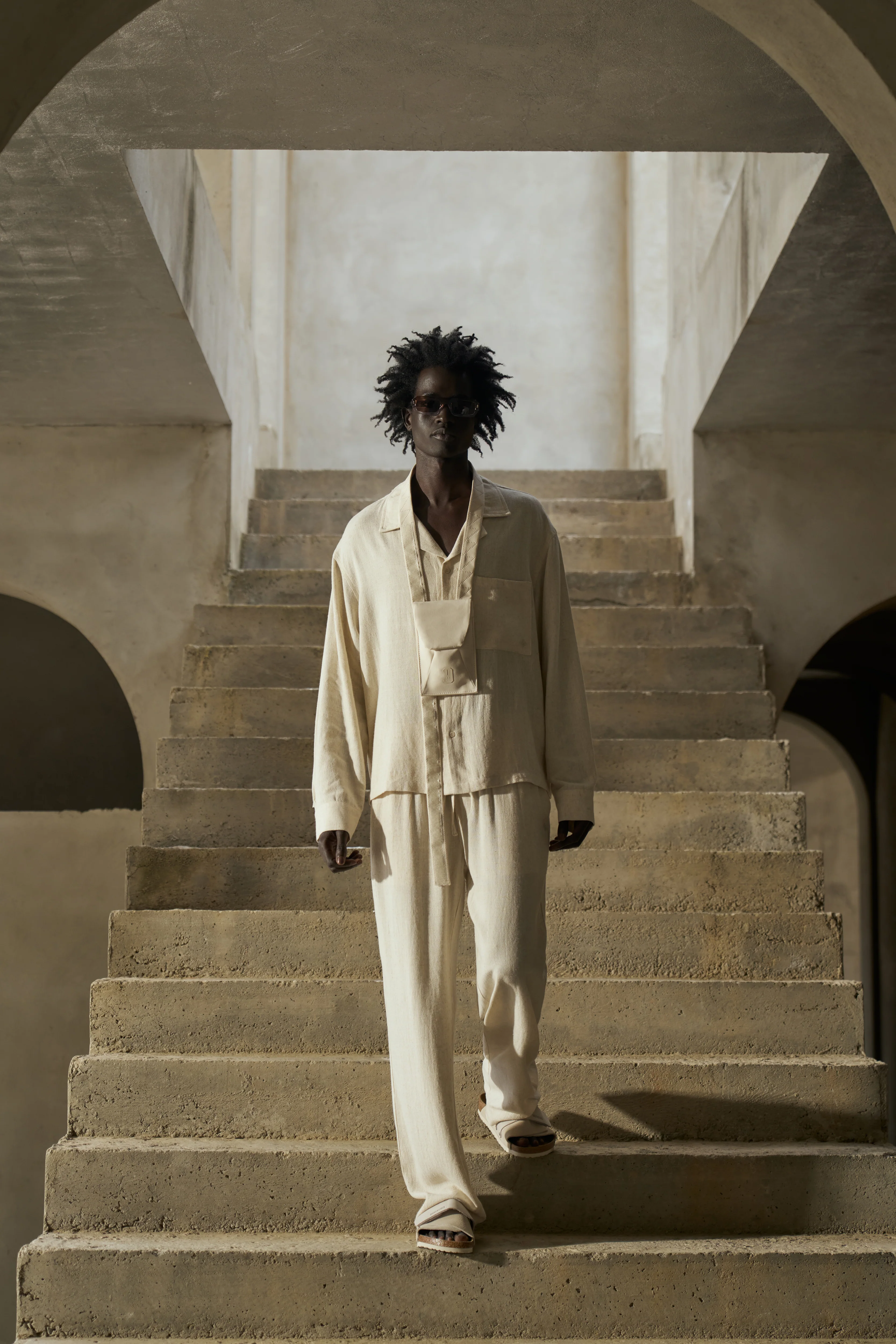 TEXTURED WOVEN TROUSERS - BEIGE