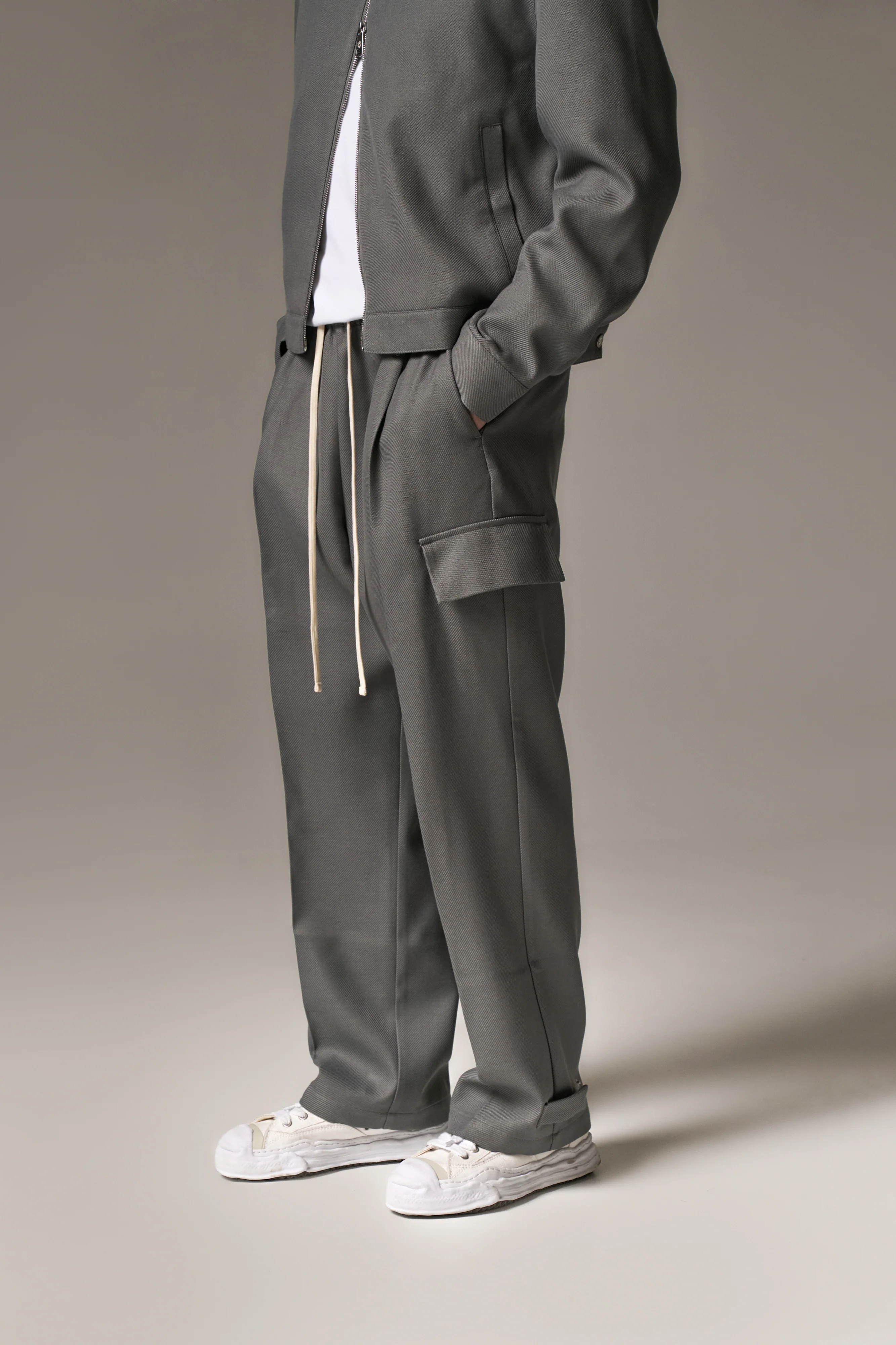 PLEATED WIDE LEG WOOL BLEND TROUSERS - GREY