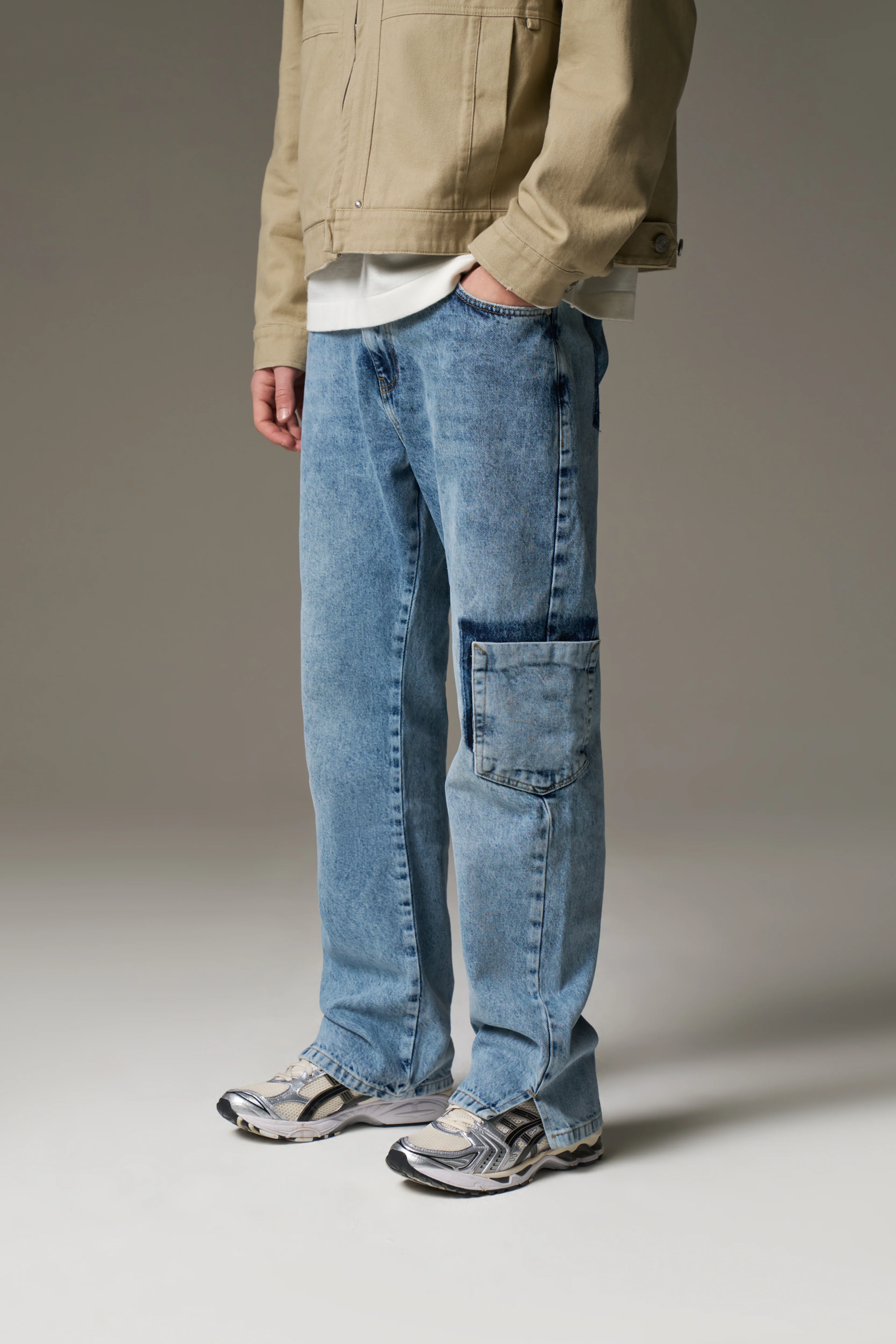 MULTI POCKET WASHED JEAN - BLUE WASH