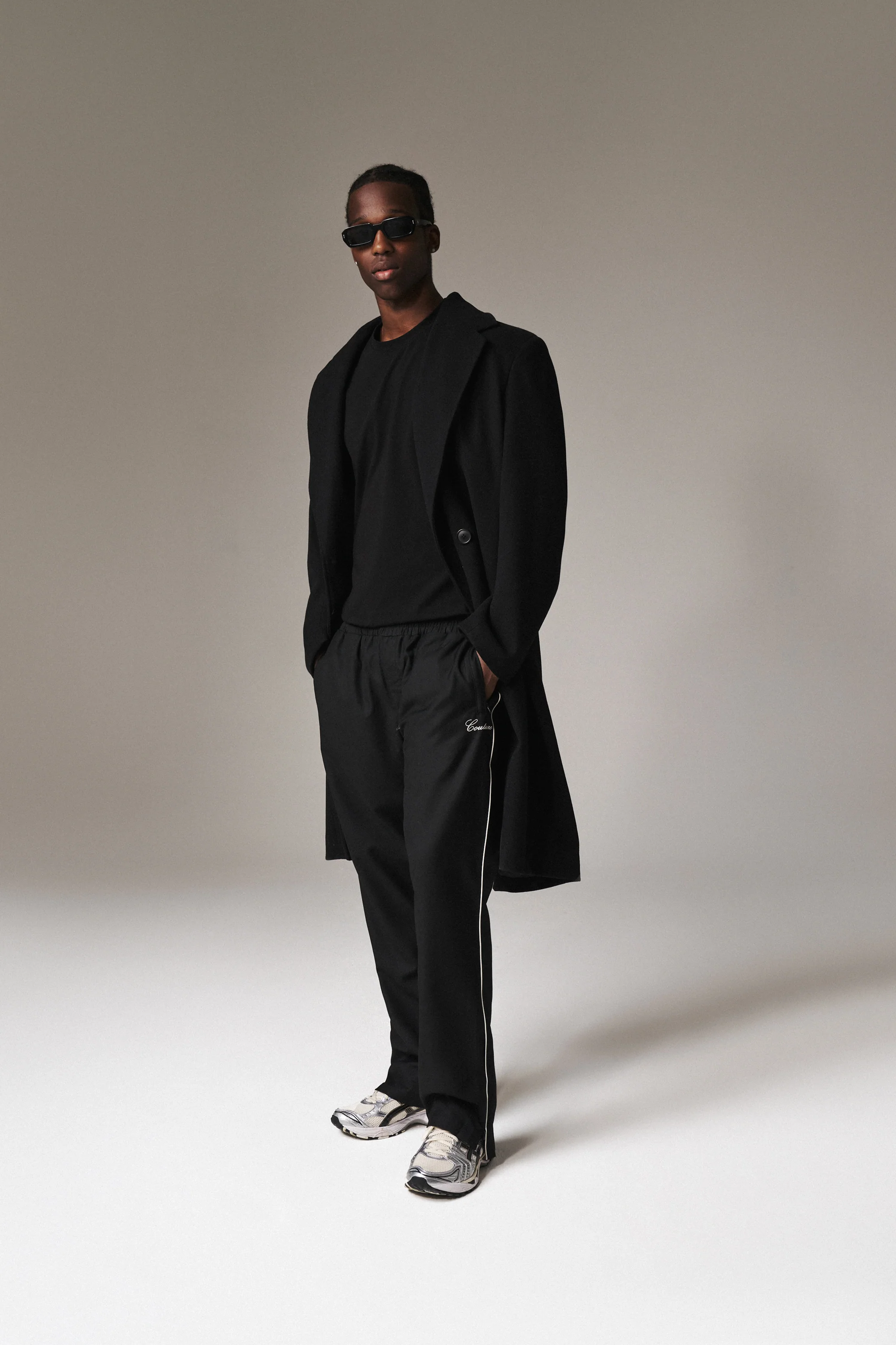 UNBRANDED SLIM T-SHIRT - BLACK