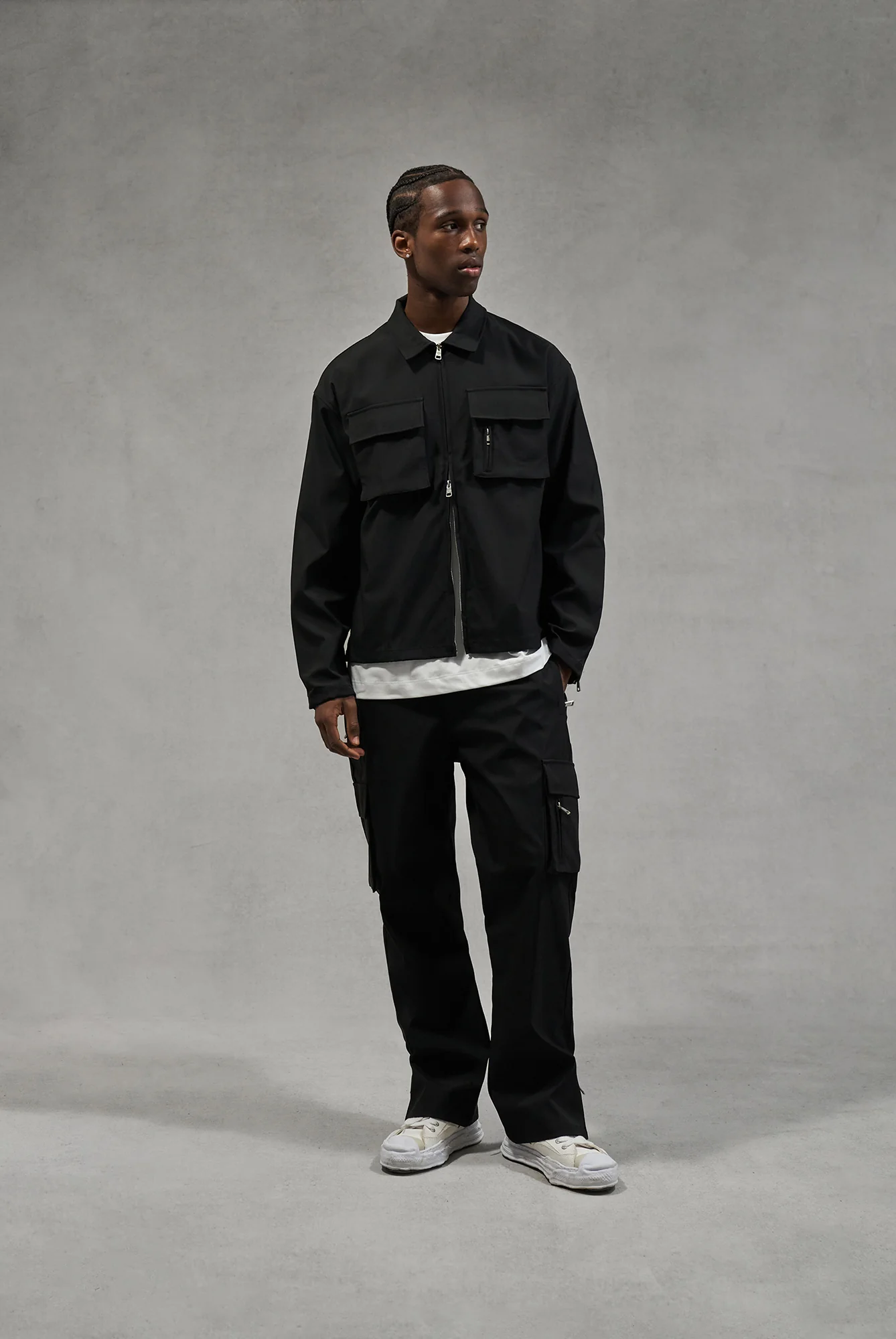 TECHNICAL CARGO TROUSERS - BLACK