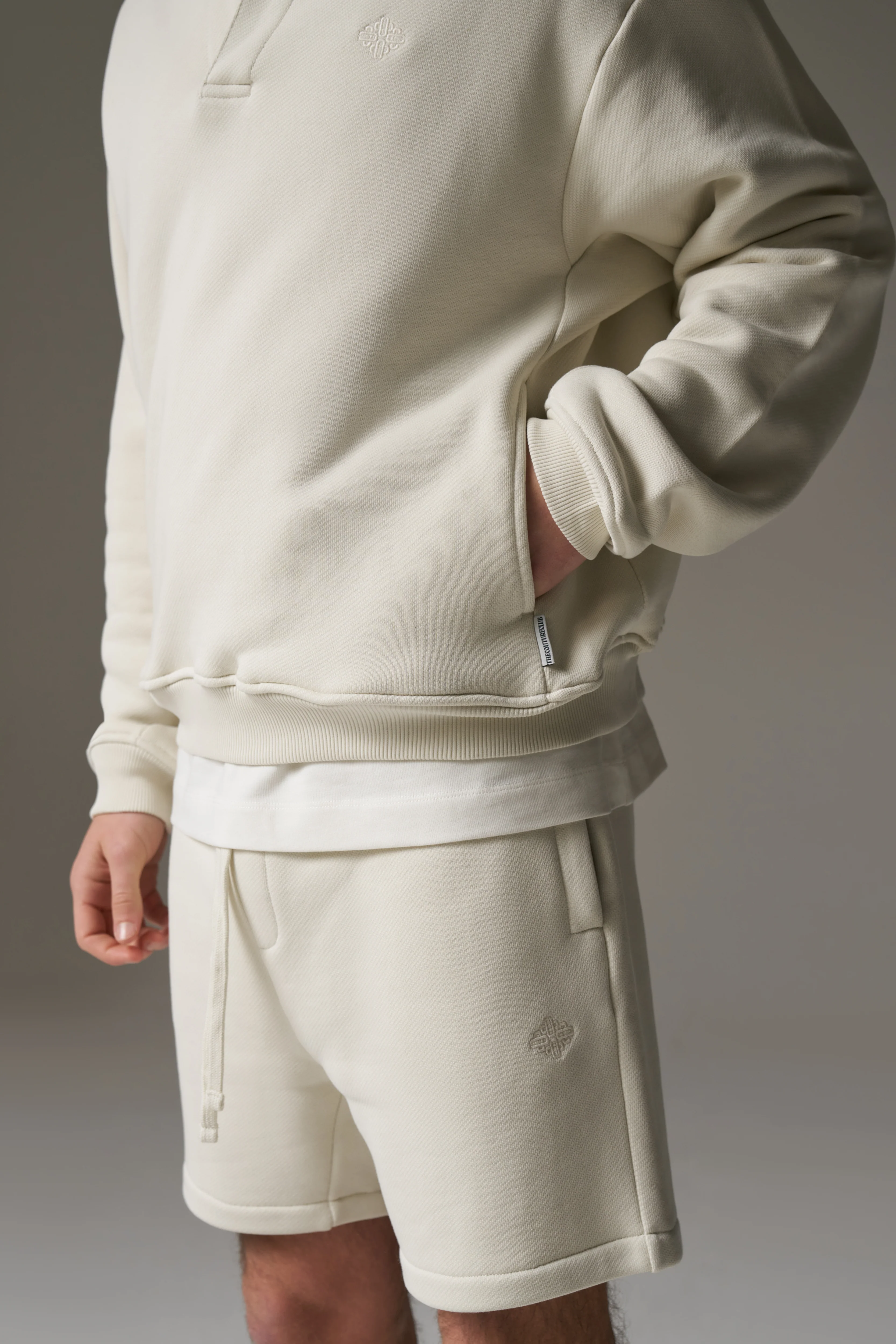 LAUNDERED CLASSICS SHORTS - ECRU