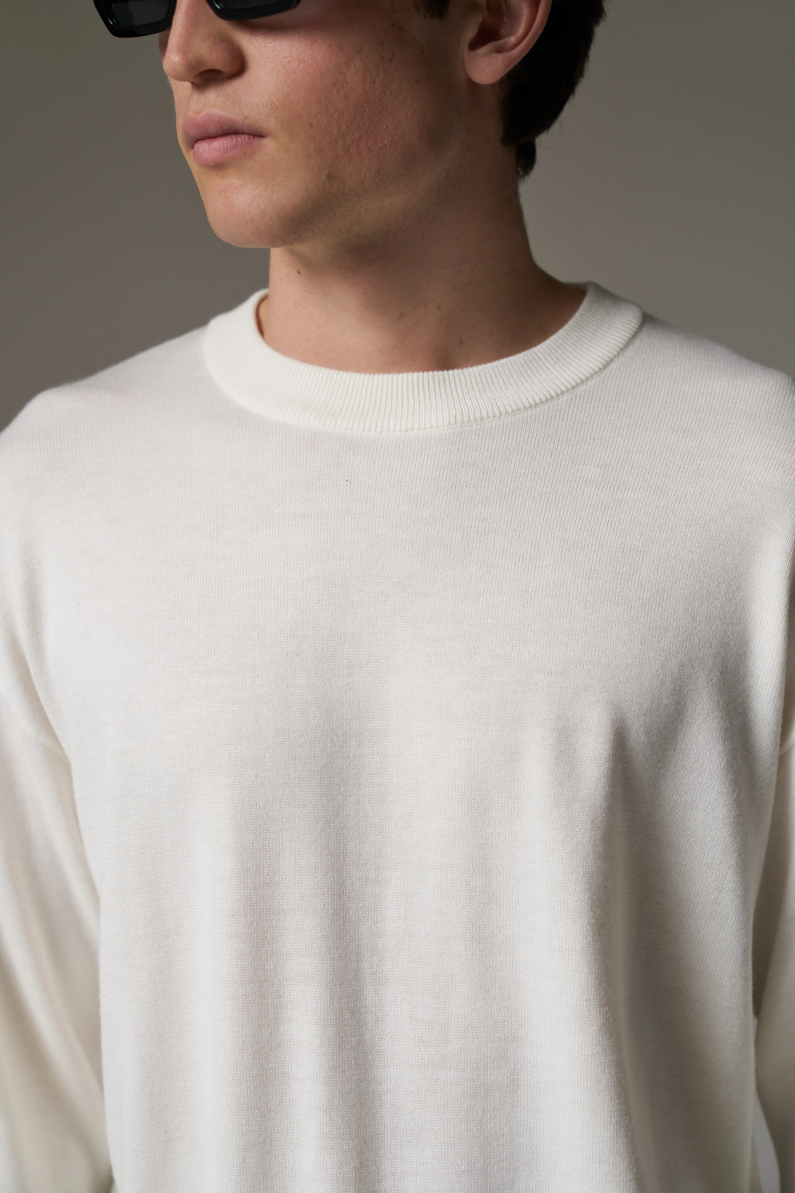 FINE GAUGE KNIT LONG SLEEVE T-SHIRT - OFF WHITE