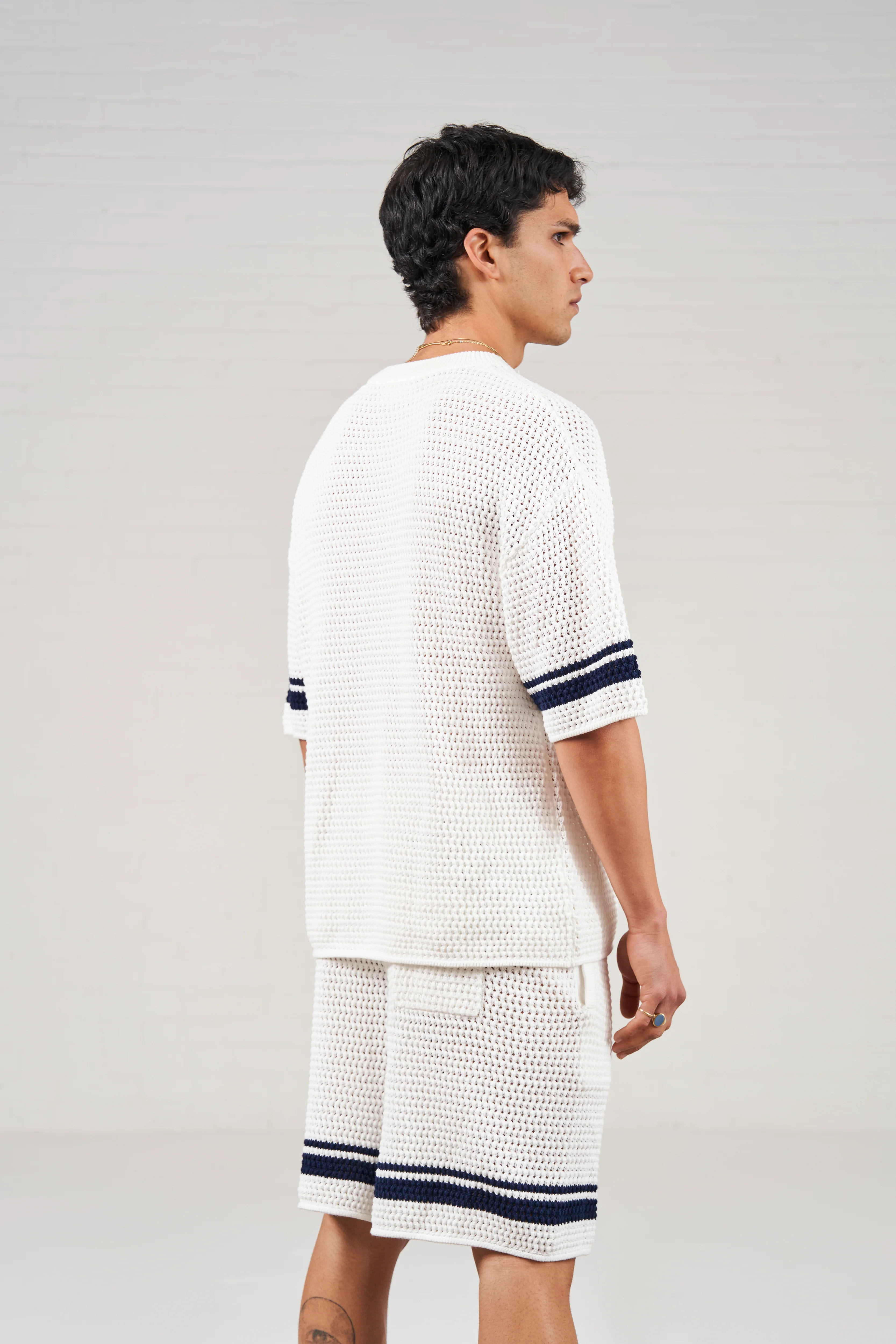 CROCHET KNITTED CONTRAST STRIPE T-SHIRT - WHITE