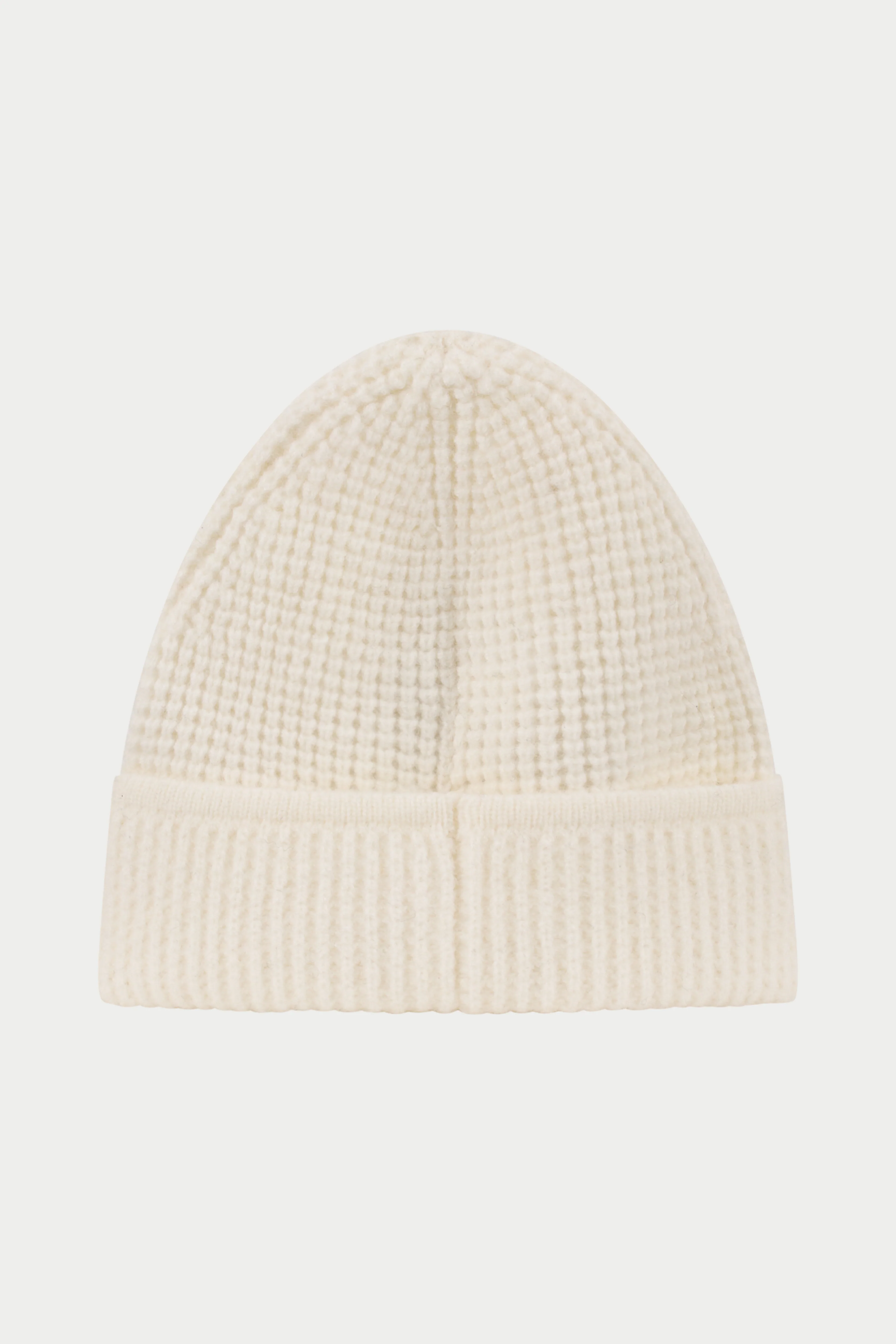 WAFFLE KNIT EMBLEM BEANIE - WHITE