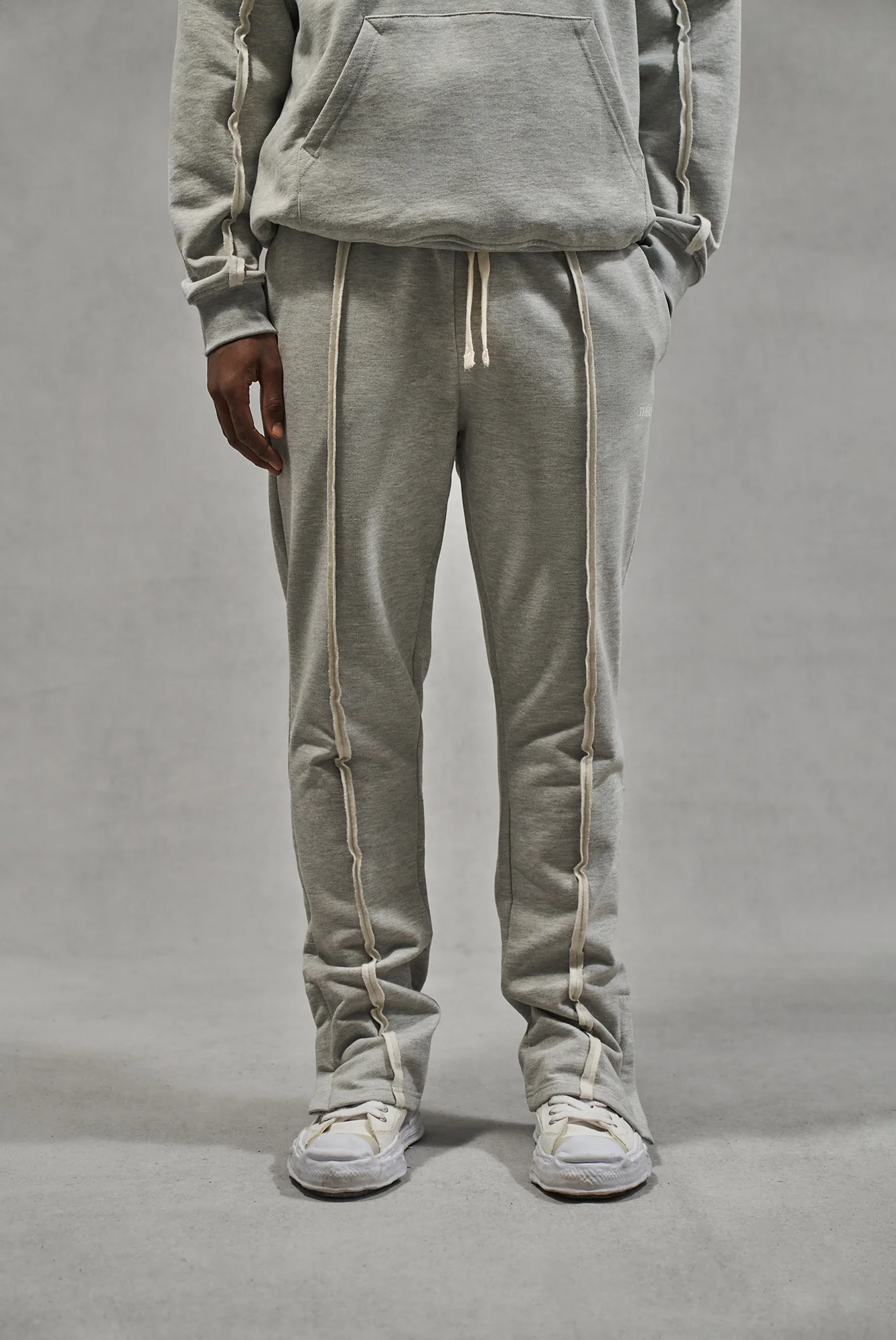 RAW SEAM STRAIGHT LEG JOGGERS - GREY MARL