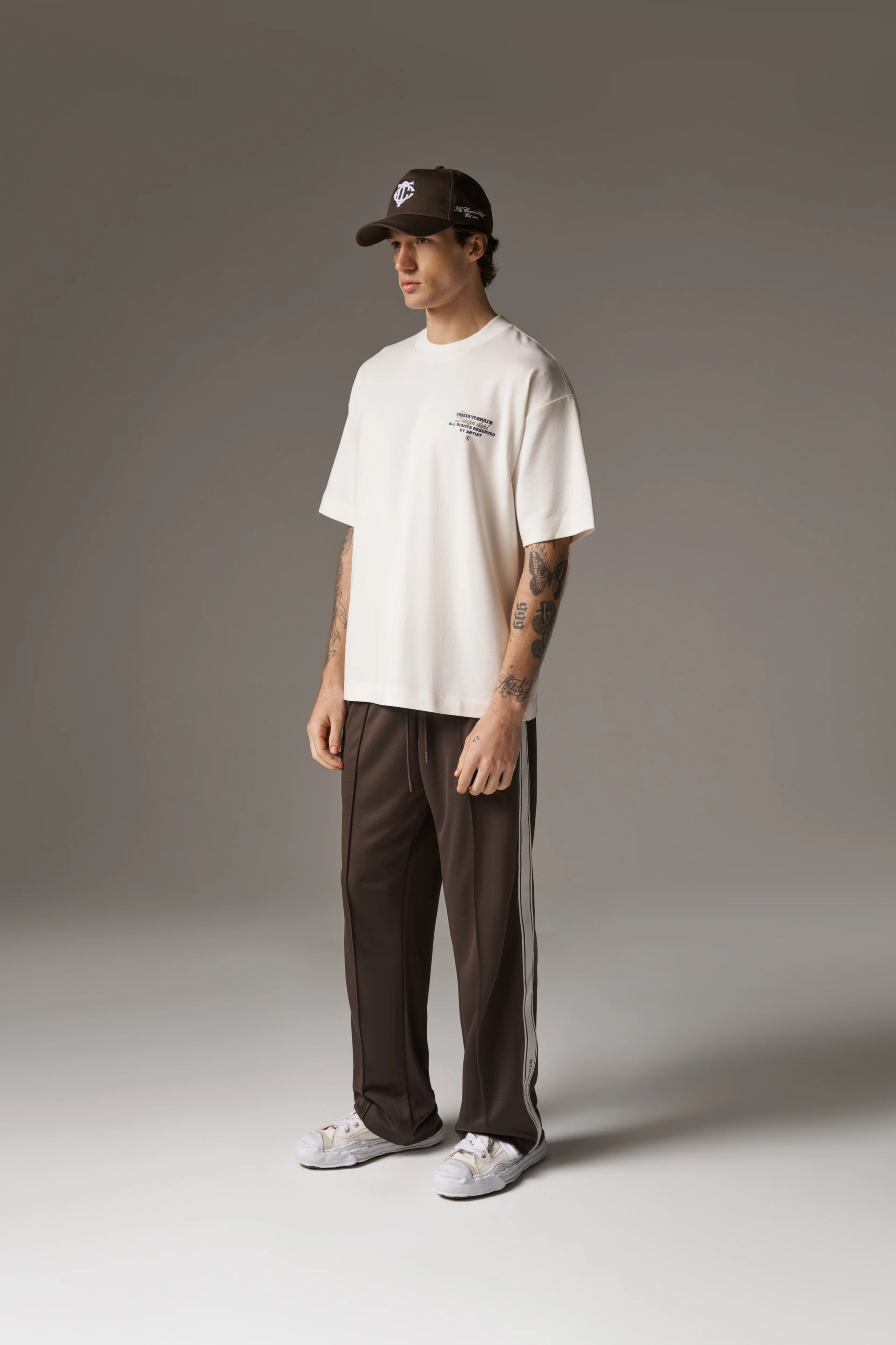 DESIGN DEPARTMENT CHEST PRINT T-SHIRT - OFF WHITE