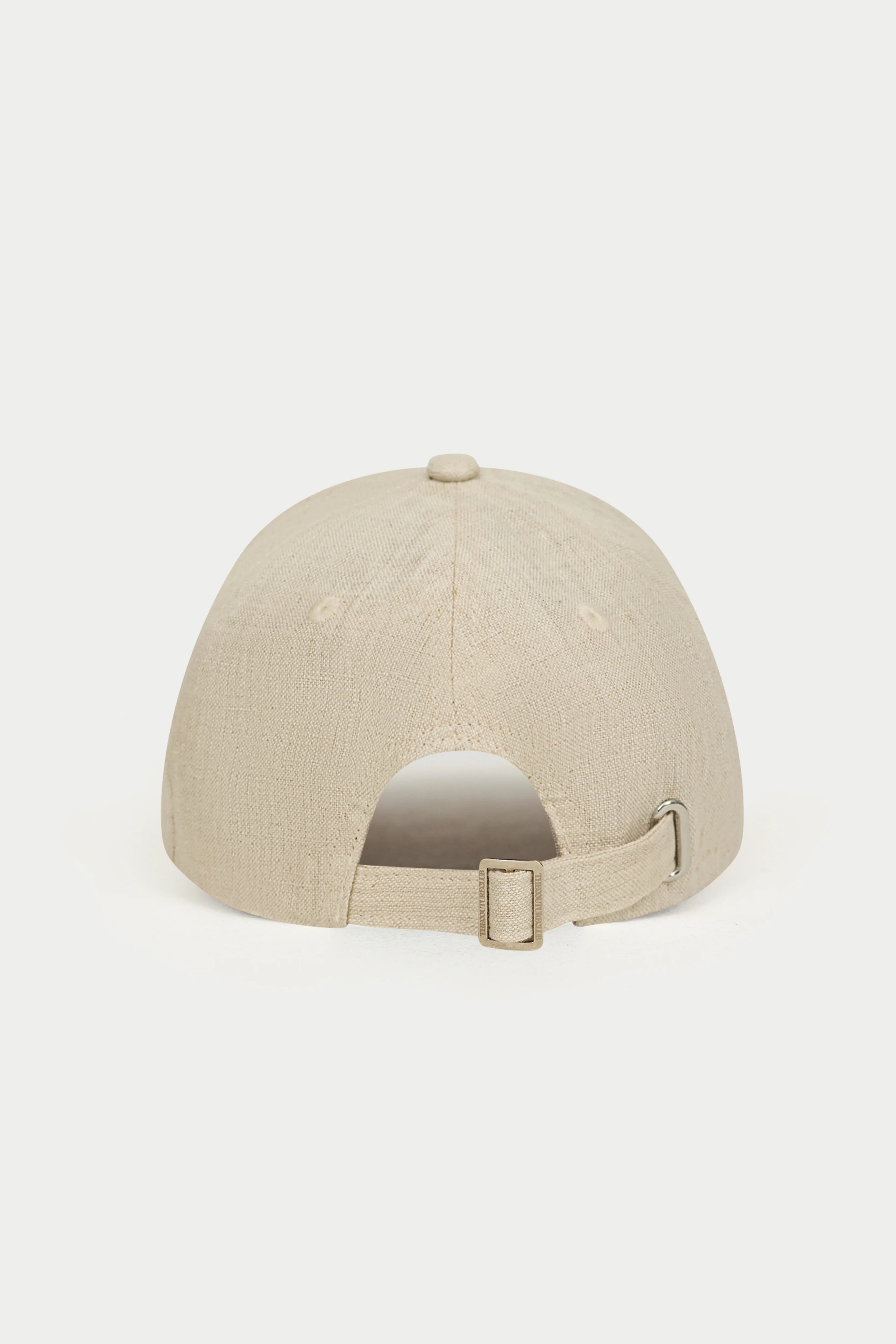 TEXTURED METAL BADGE CAP - BEIGE