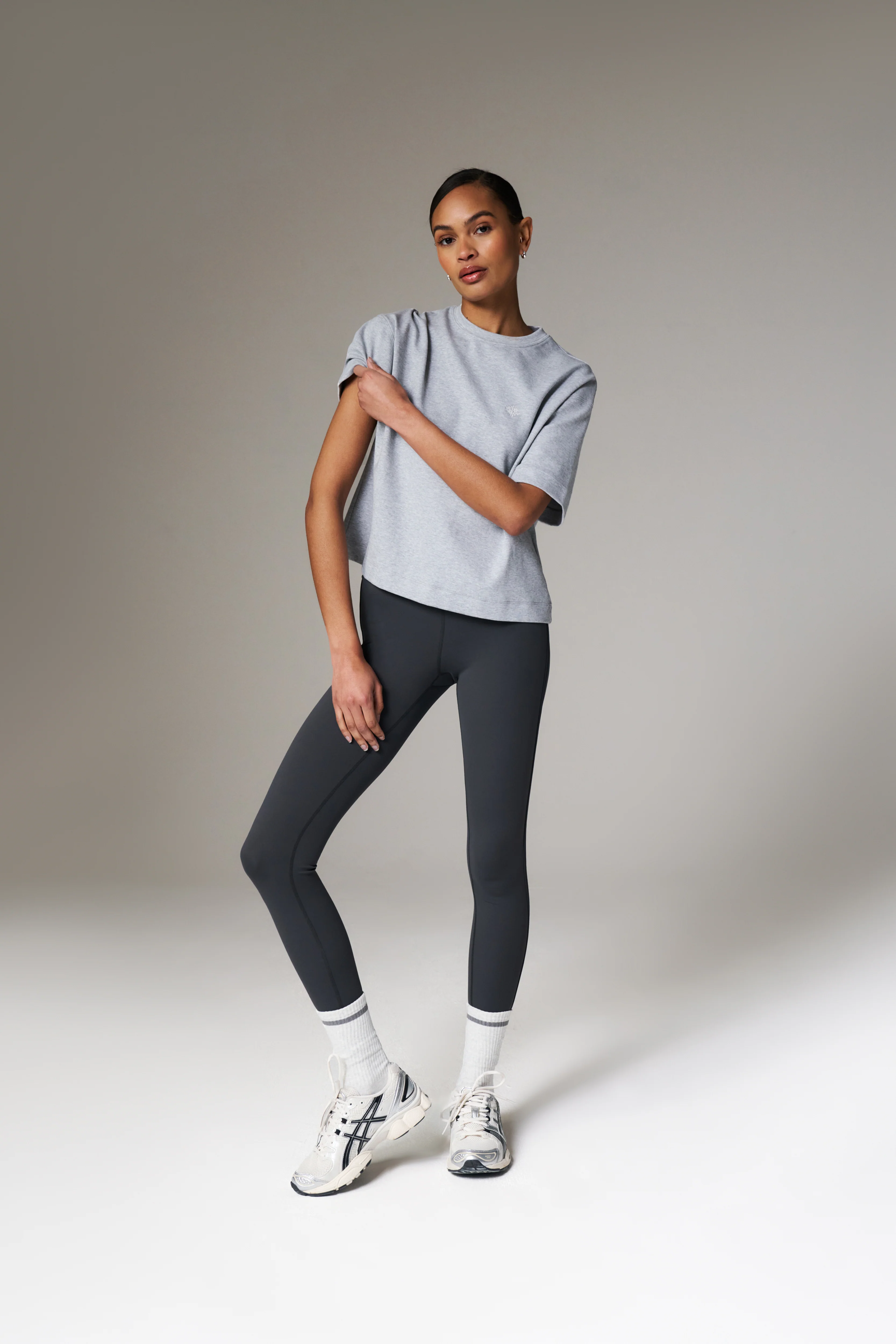 EMBLEM REGULAR FIT T-SHIRT - GREY MARL