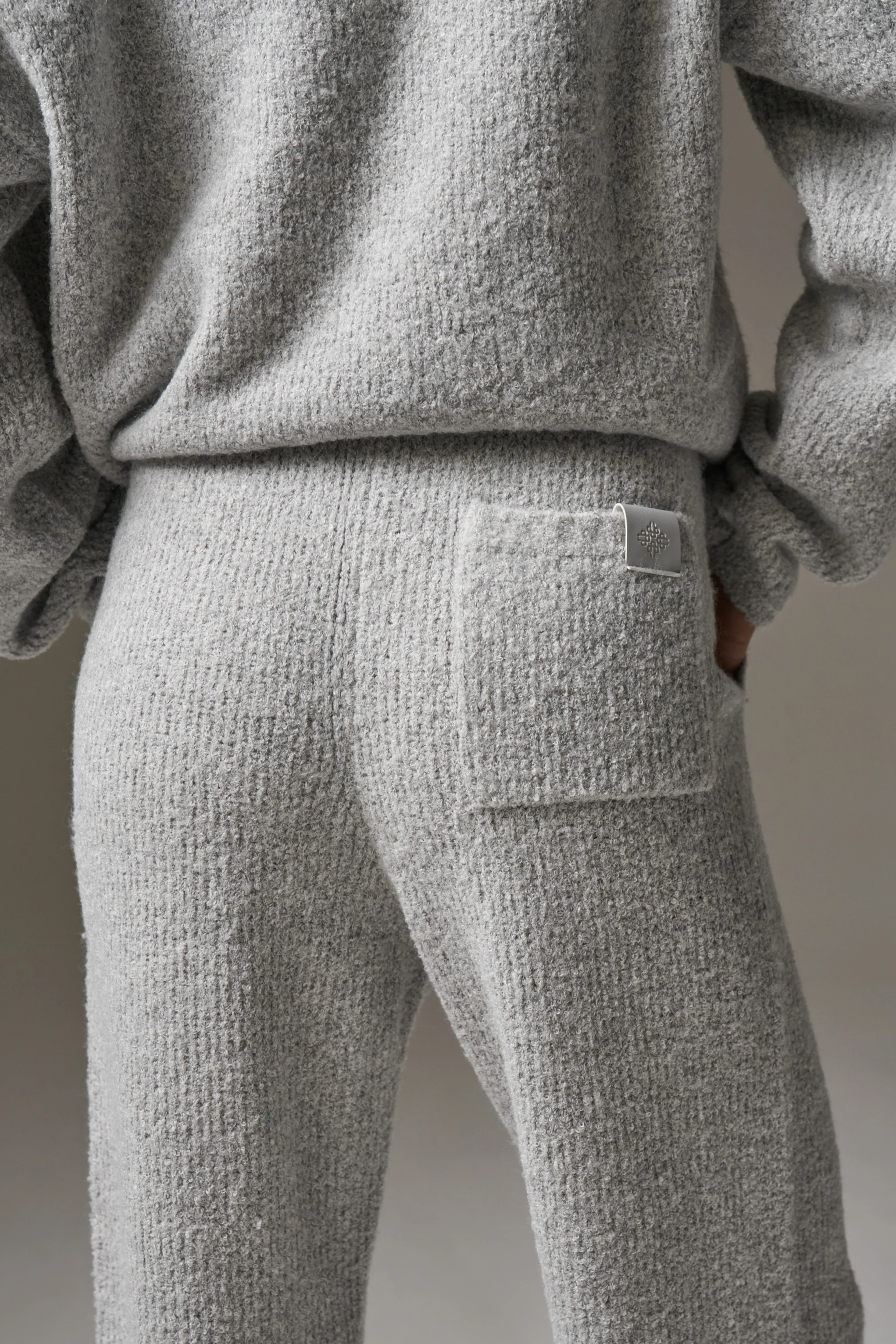 BOUCLE KNIT PANTS - GREY MARL