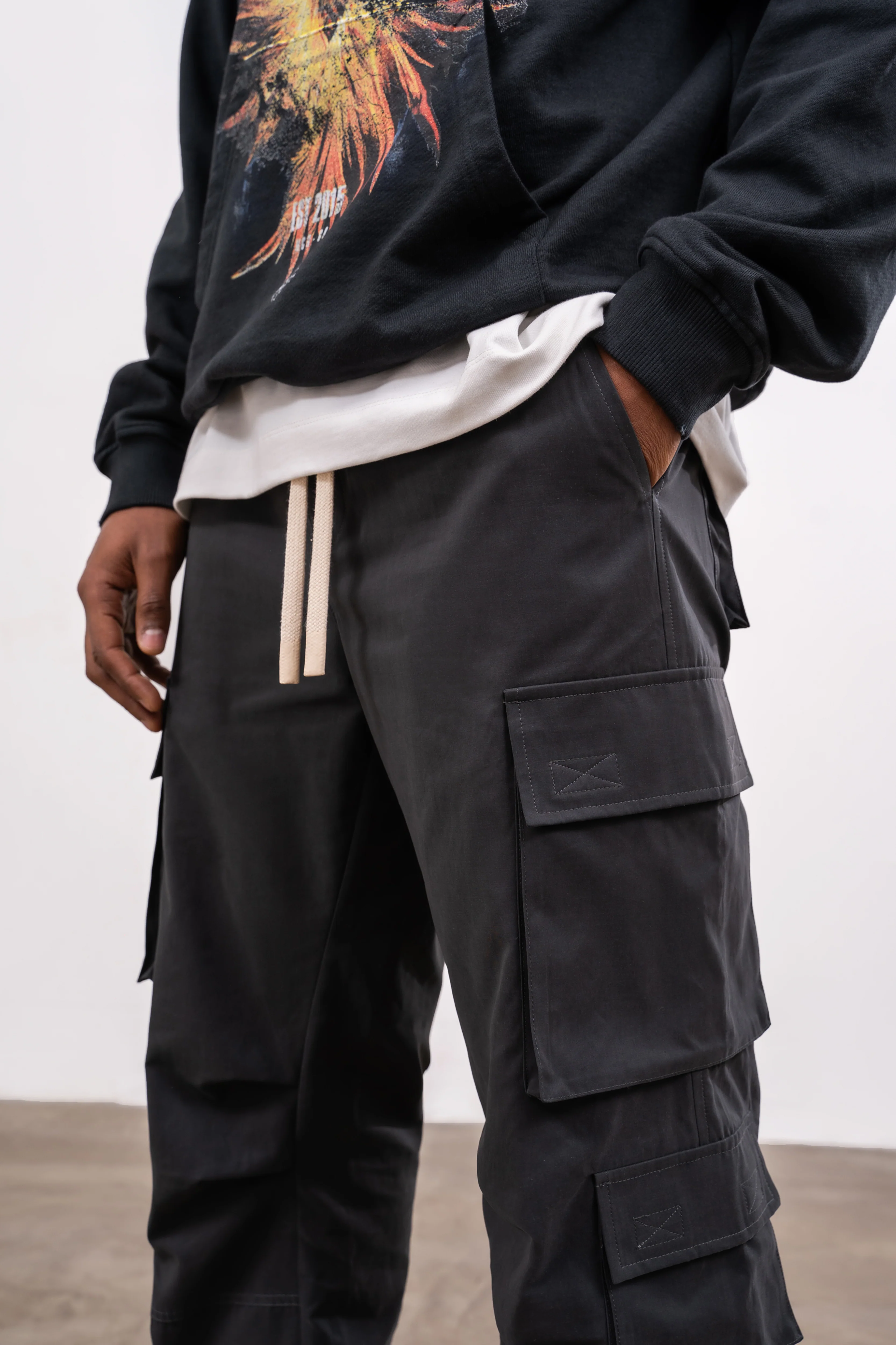ESSENTIALS CARGO PANT - CHARCOAL