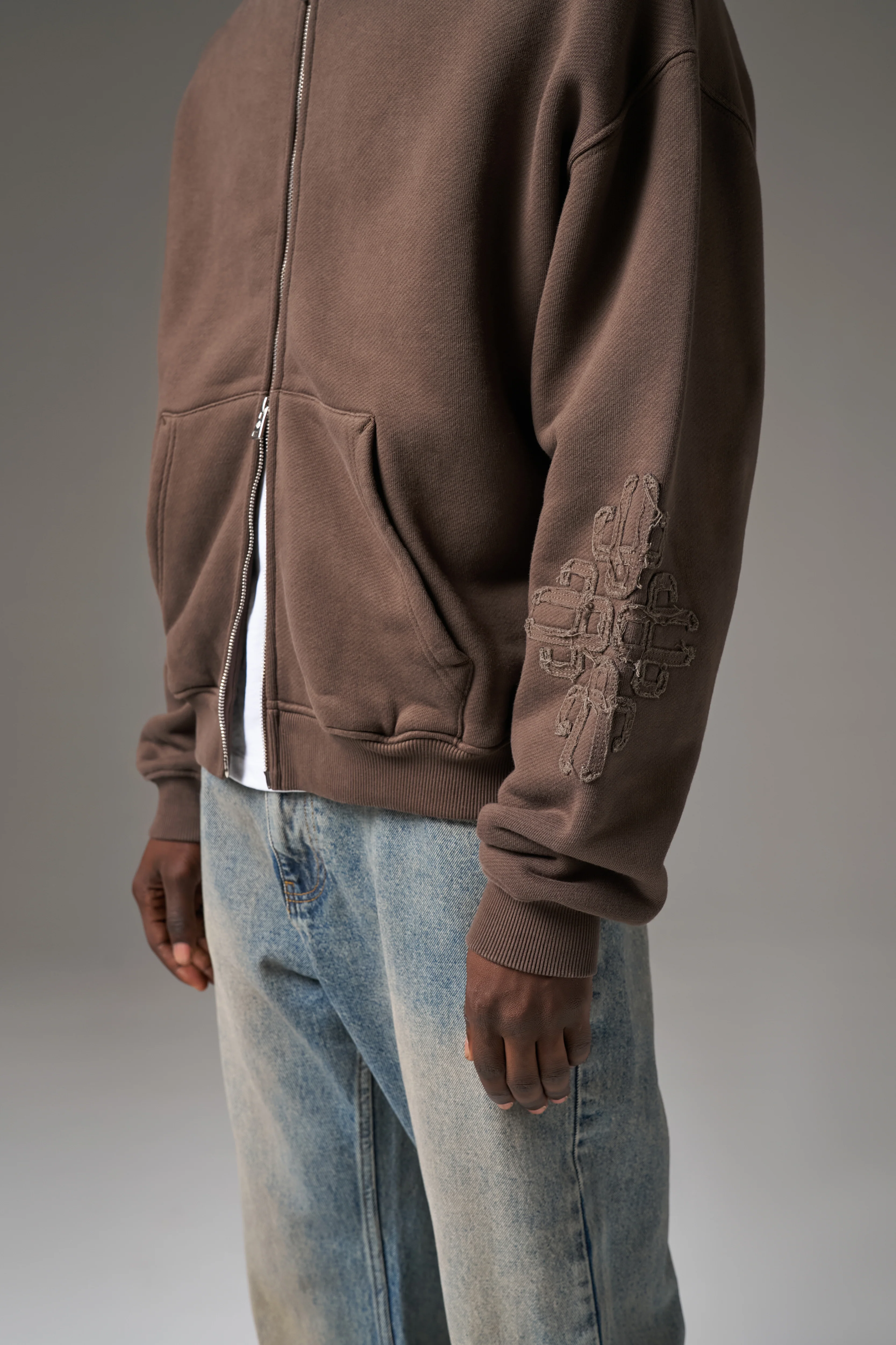 EMBLEM APPLIQUE ZIP THROUGH HOODIE - BROWN