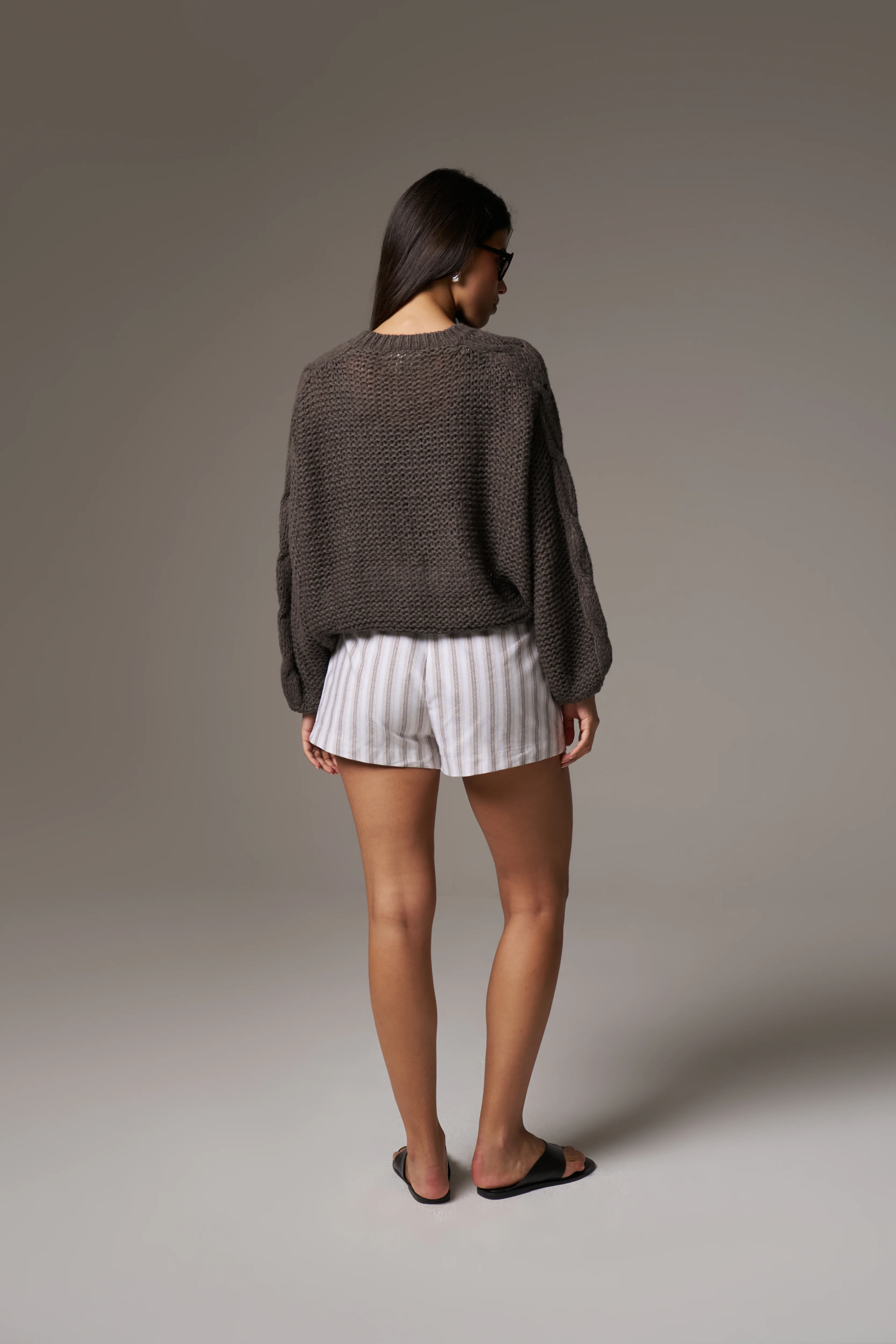 EMBLEM OVERSIZED KNIT JUMPER - COCOA