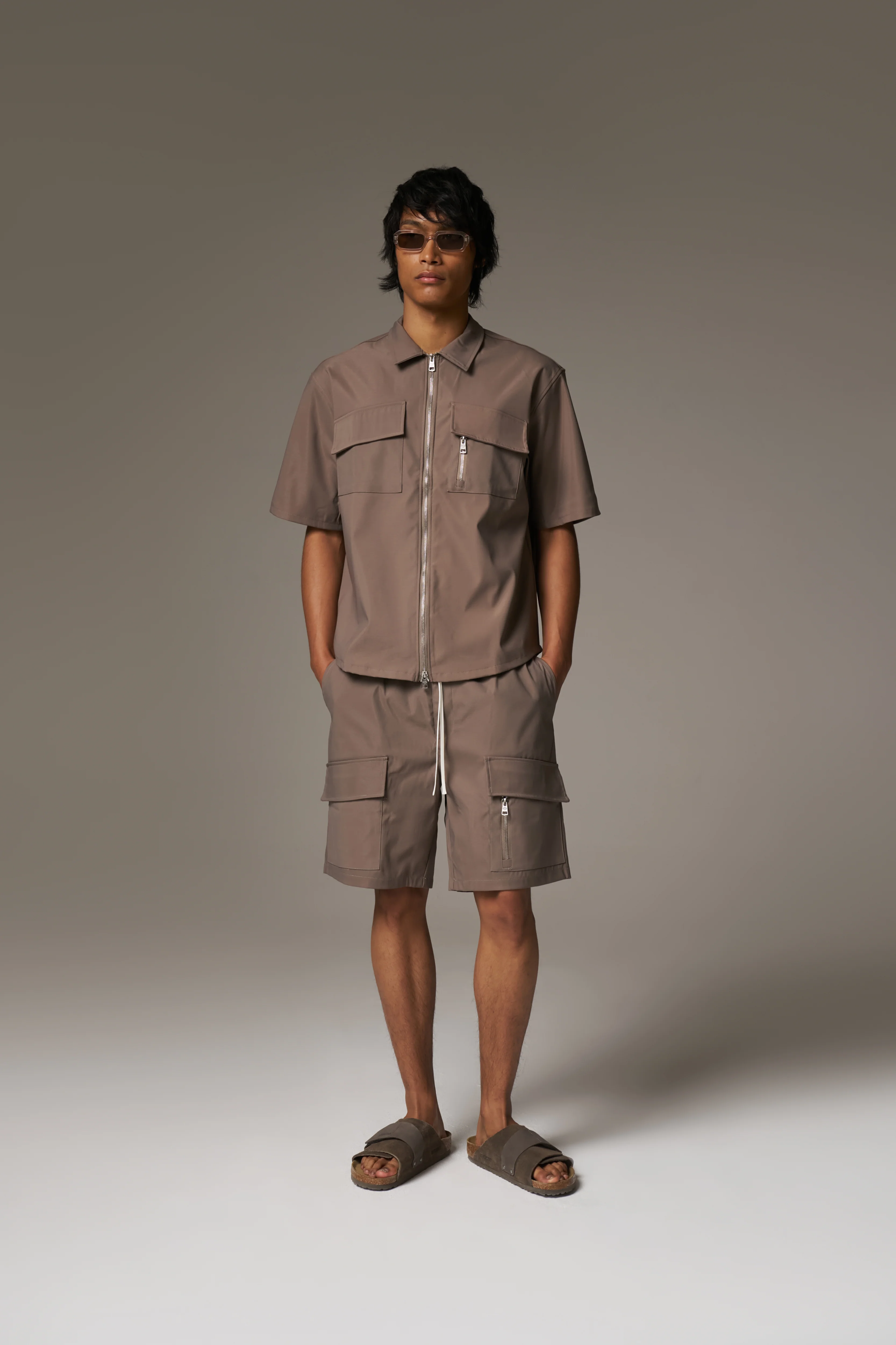 TECHNICAL HEAVYWEIGHT UTILITY SHORTS - COFFEE