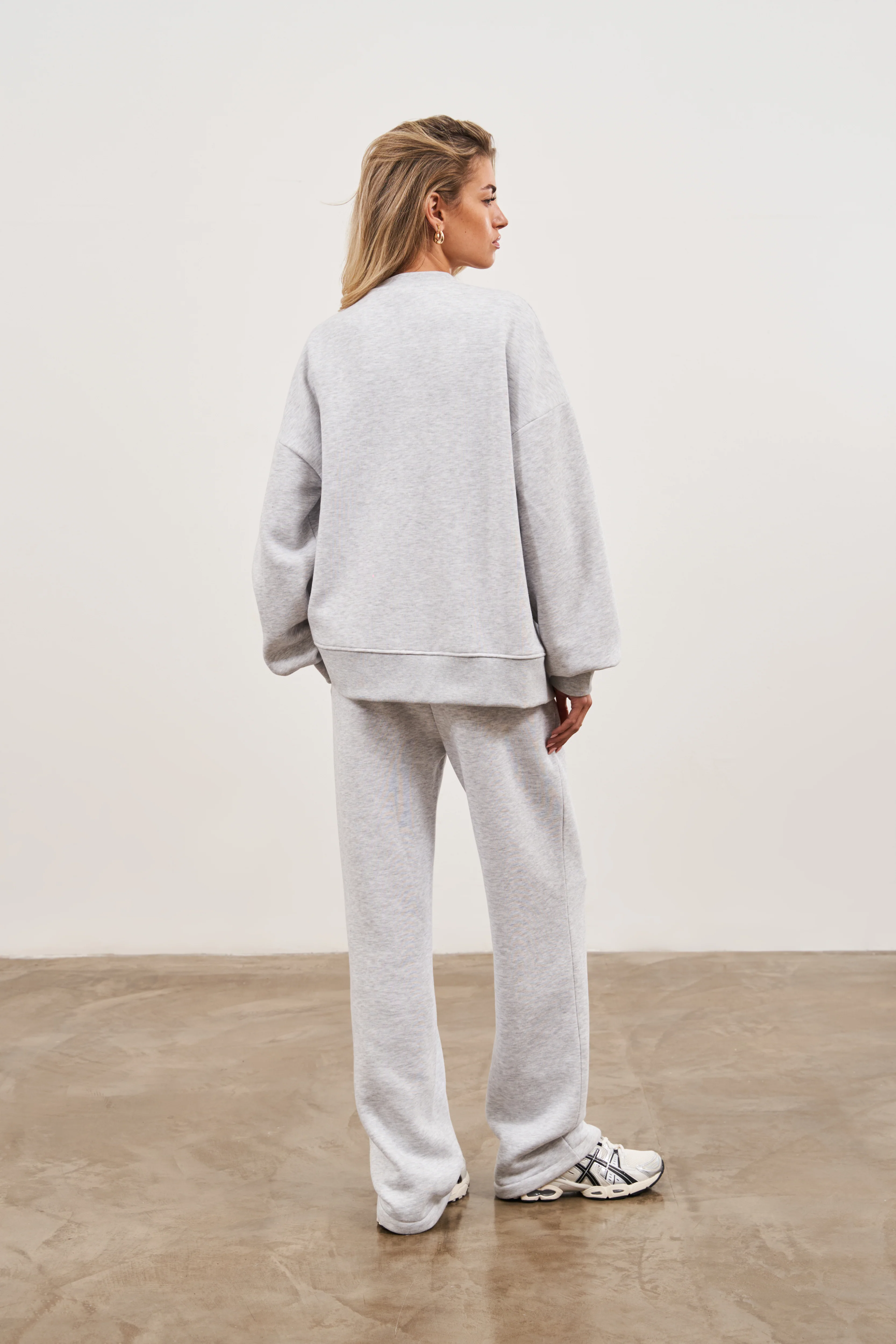 COUTURE SCRIPT PUFF SLEEVE CREW - GREY MARL