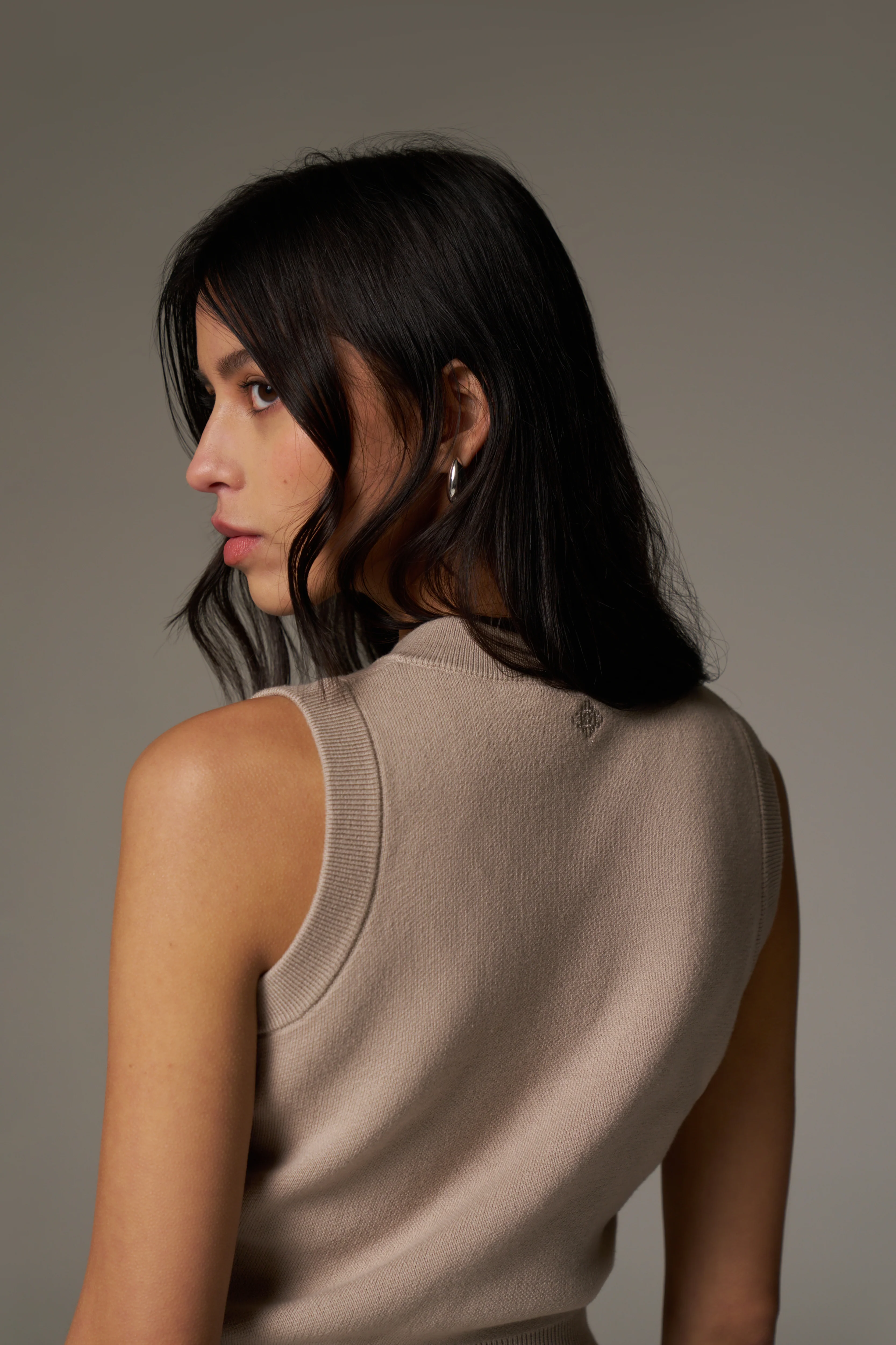 KNIT BUTTON THROUGH TOP - BEIGE