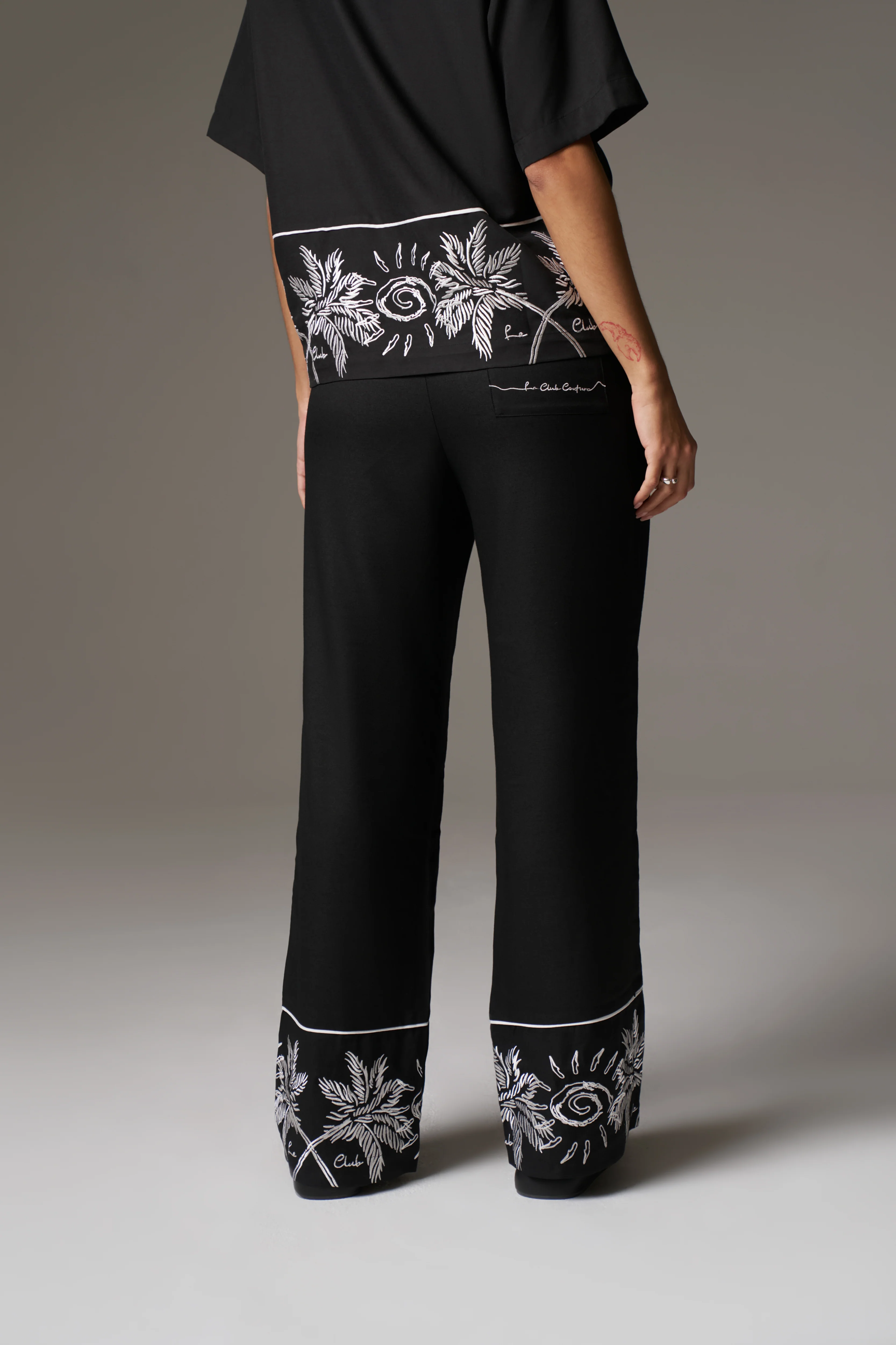 PALM EMBROIDERY WIDE LEG TROUSERS - BLACK