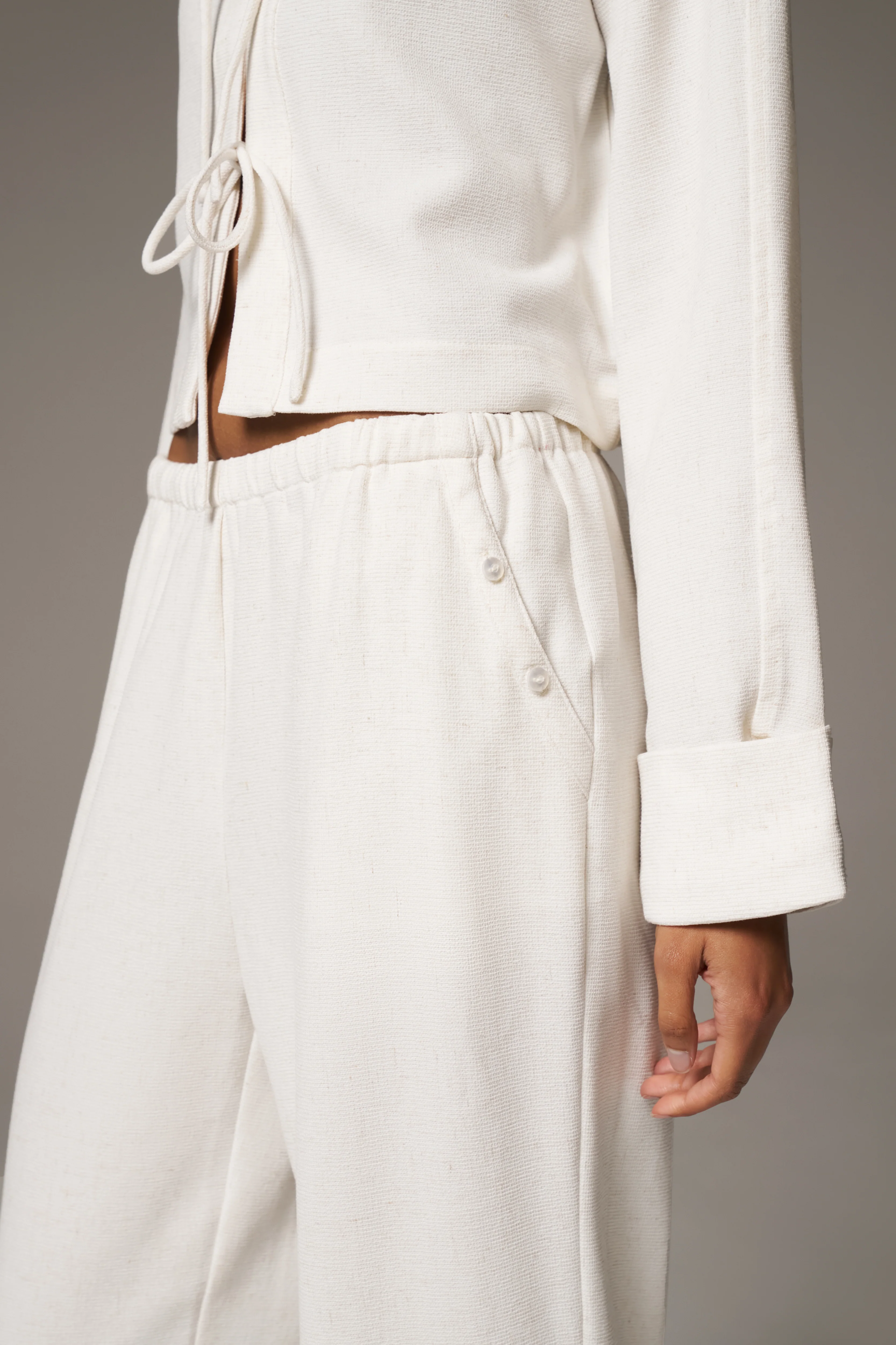 TEXTURED LINEN BUTTON DETAIL TROUSER - BEIGE