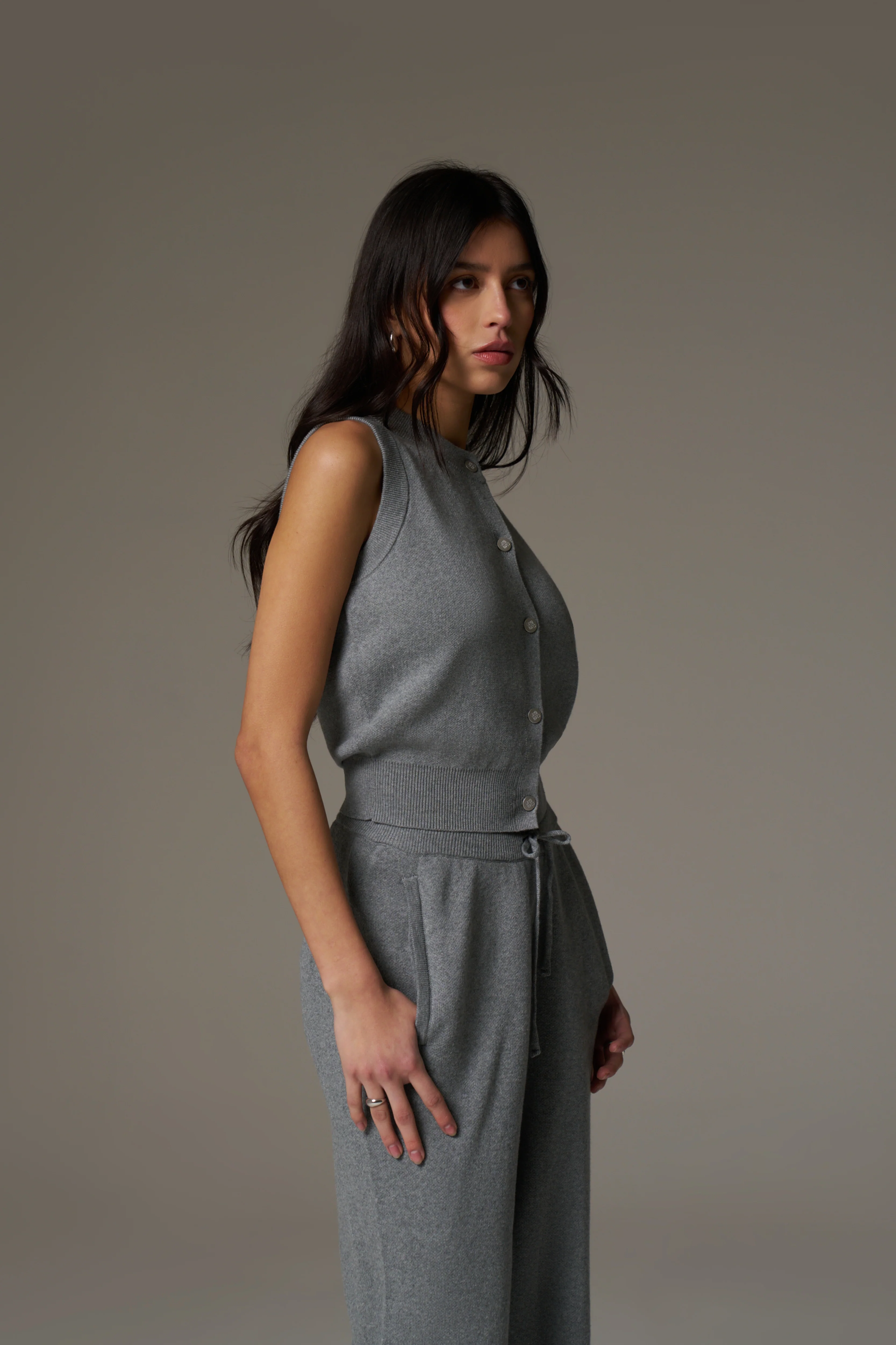 KNIT BUTTON THROUGH TOP - GREY MARL