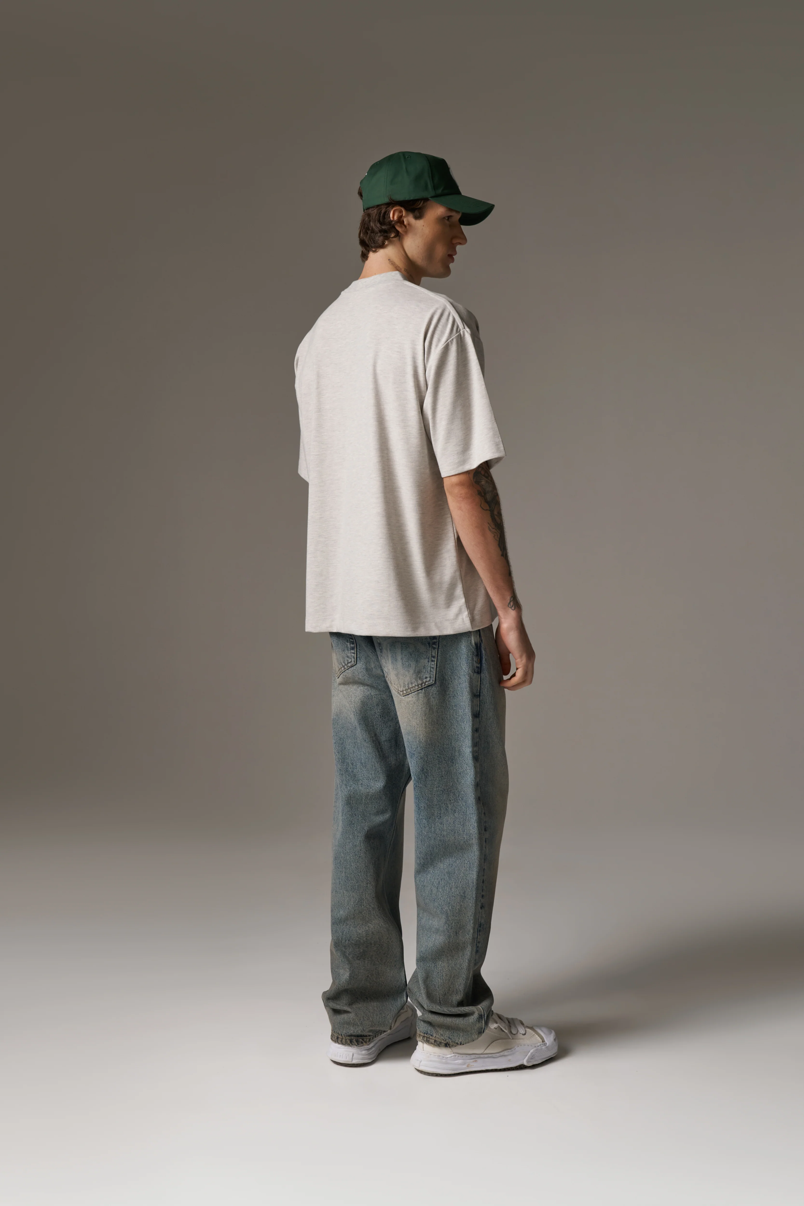 MONOGRAM EMBLEM T-SHIRT - GREY MARL