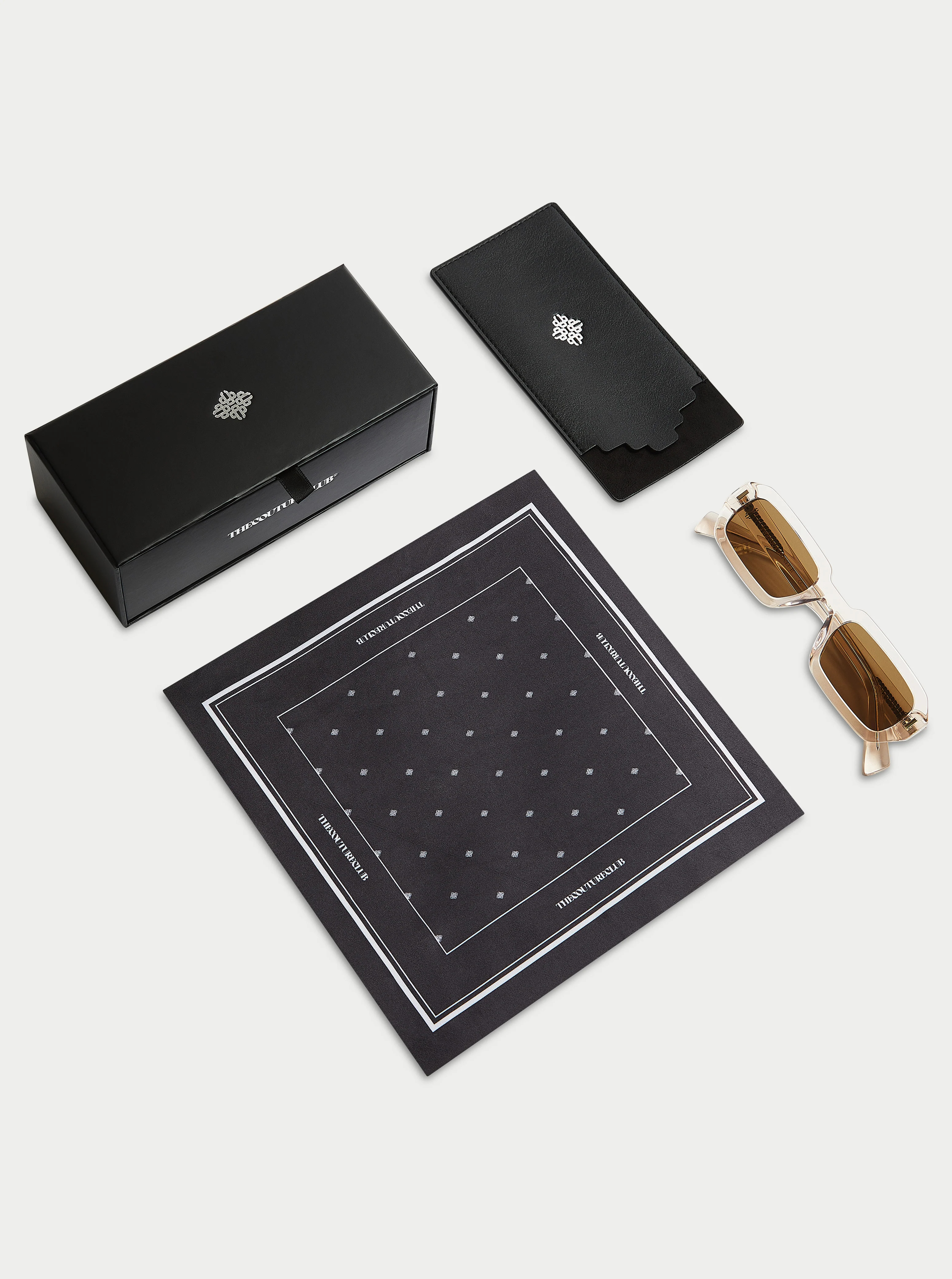 EMBLEM SUNGLASSES - CHAMPAGNE