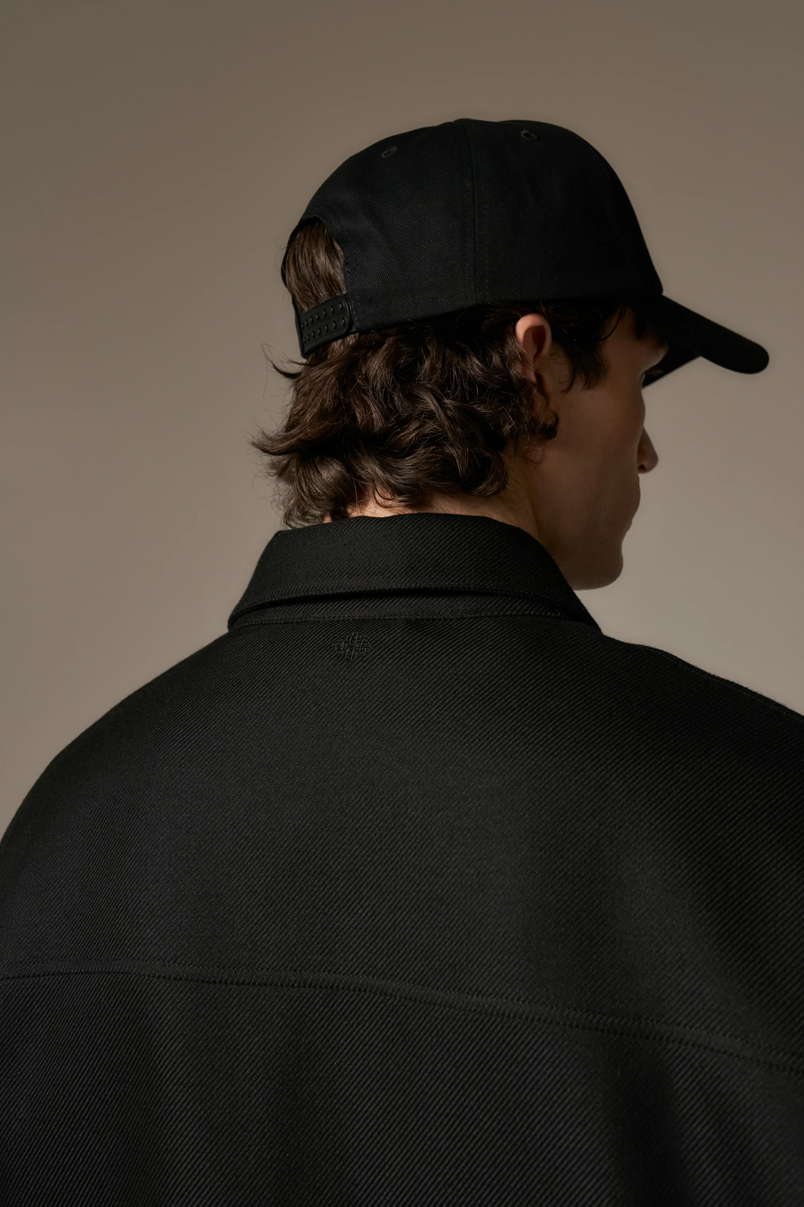 TAILORED WOOL BLEND JACKET - BLACK