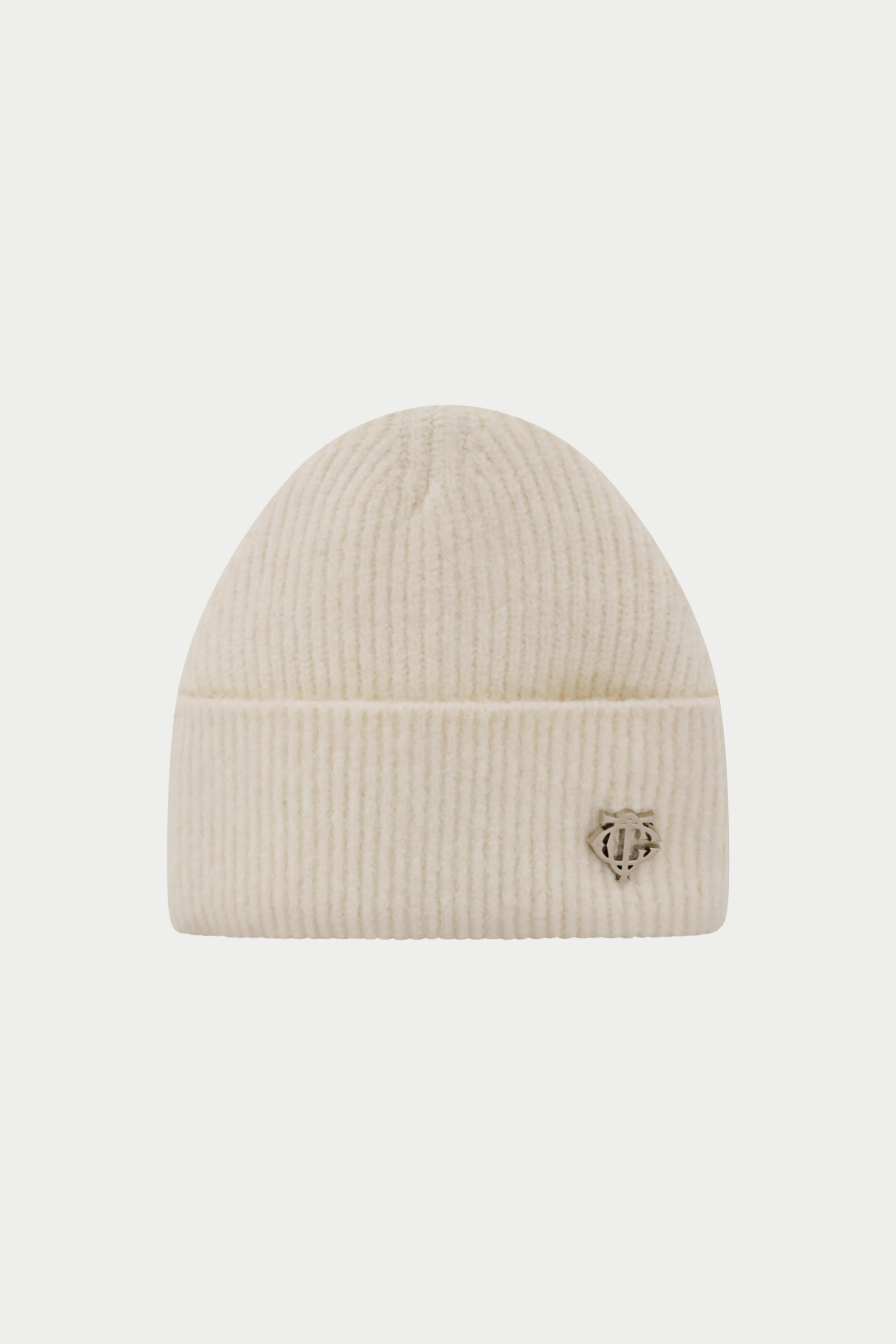 FLUFFY KNIT MONOGRAM PIN BADGE BEANIE - OFF WHITE