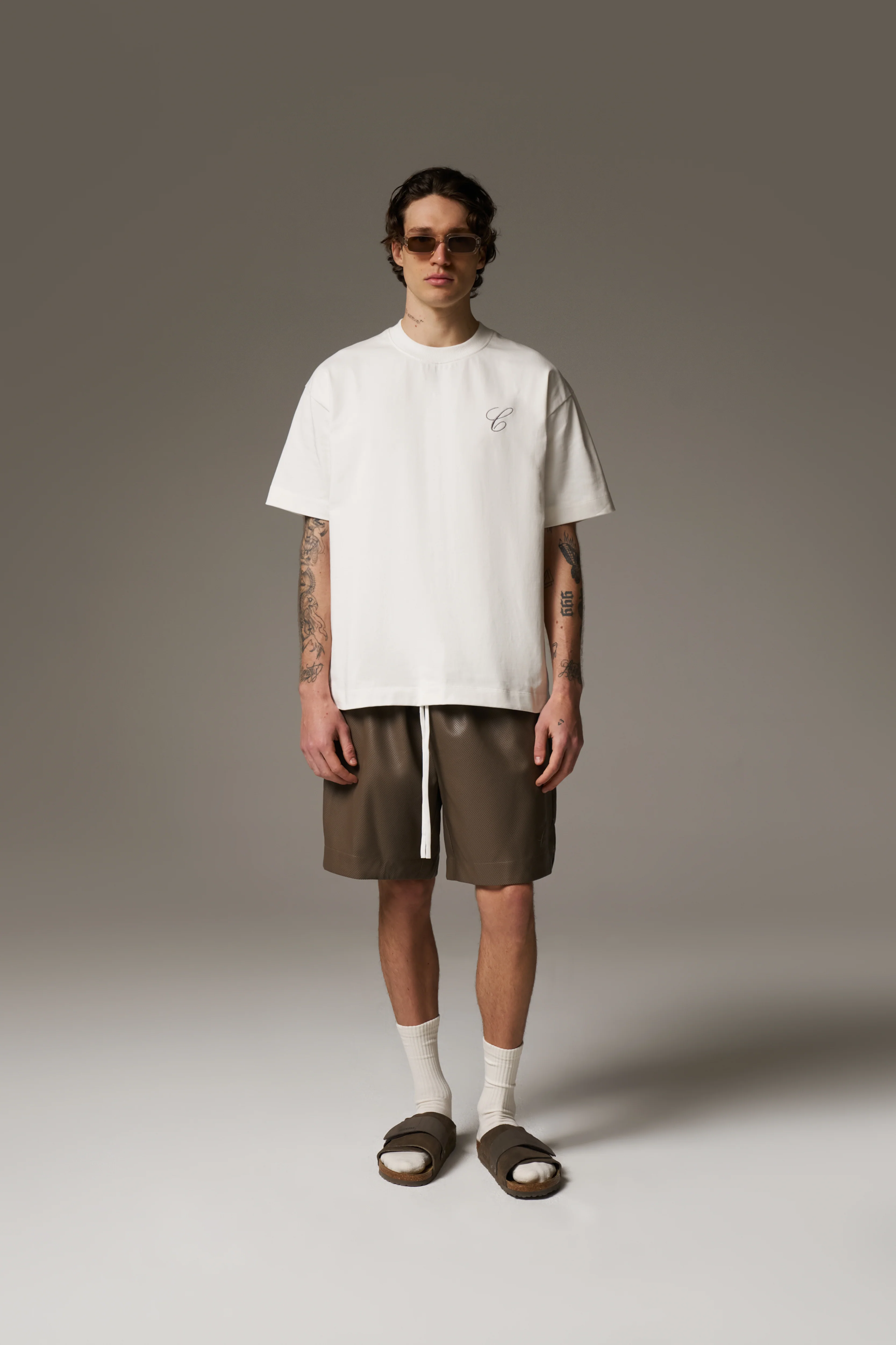 SCRIPT EMBROIDERED T-SHIRT - OFF WHITE